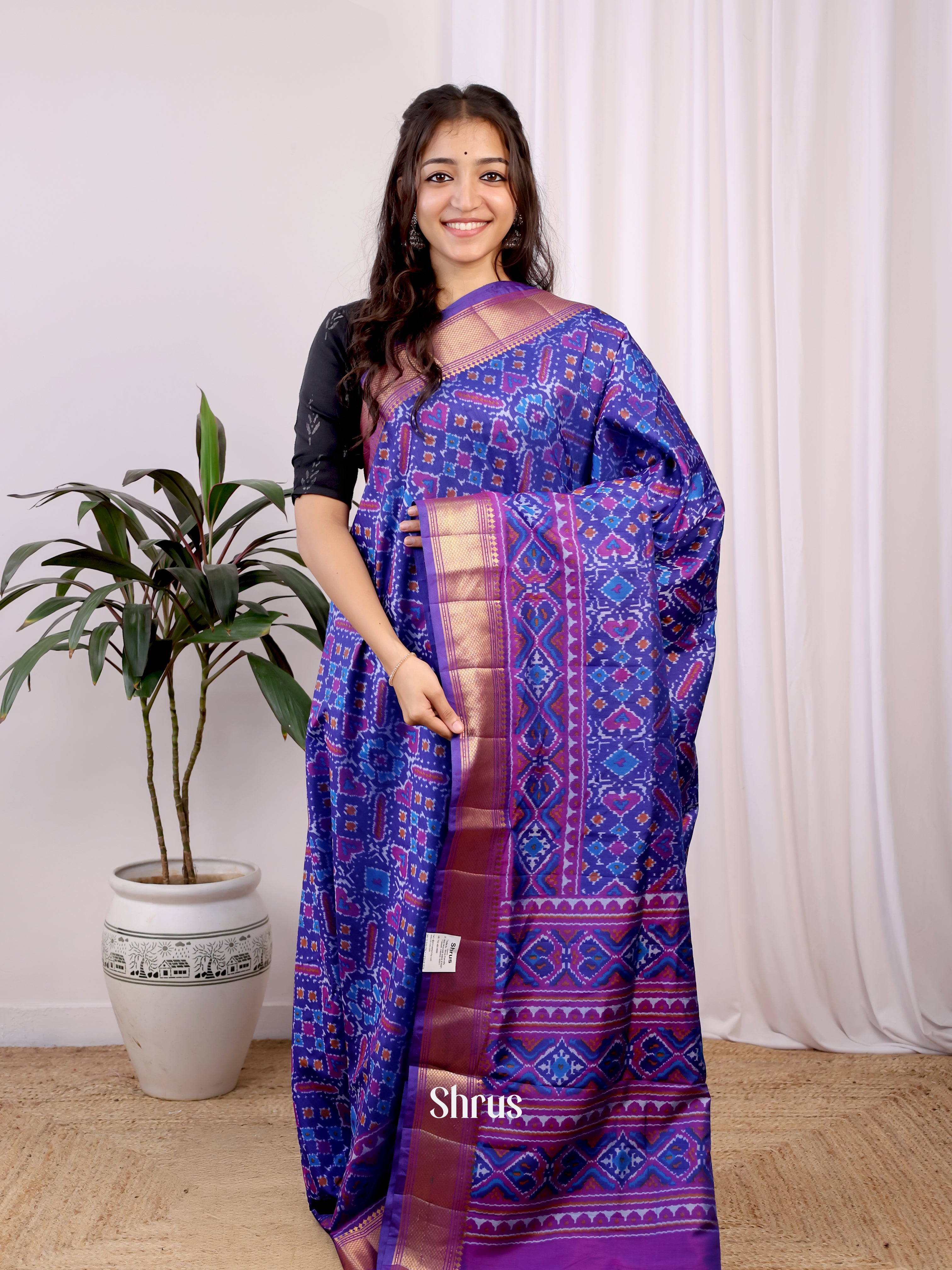 CJS23087 - Semi Patola Saree - Shop on Shrus.com