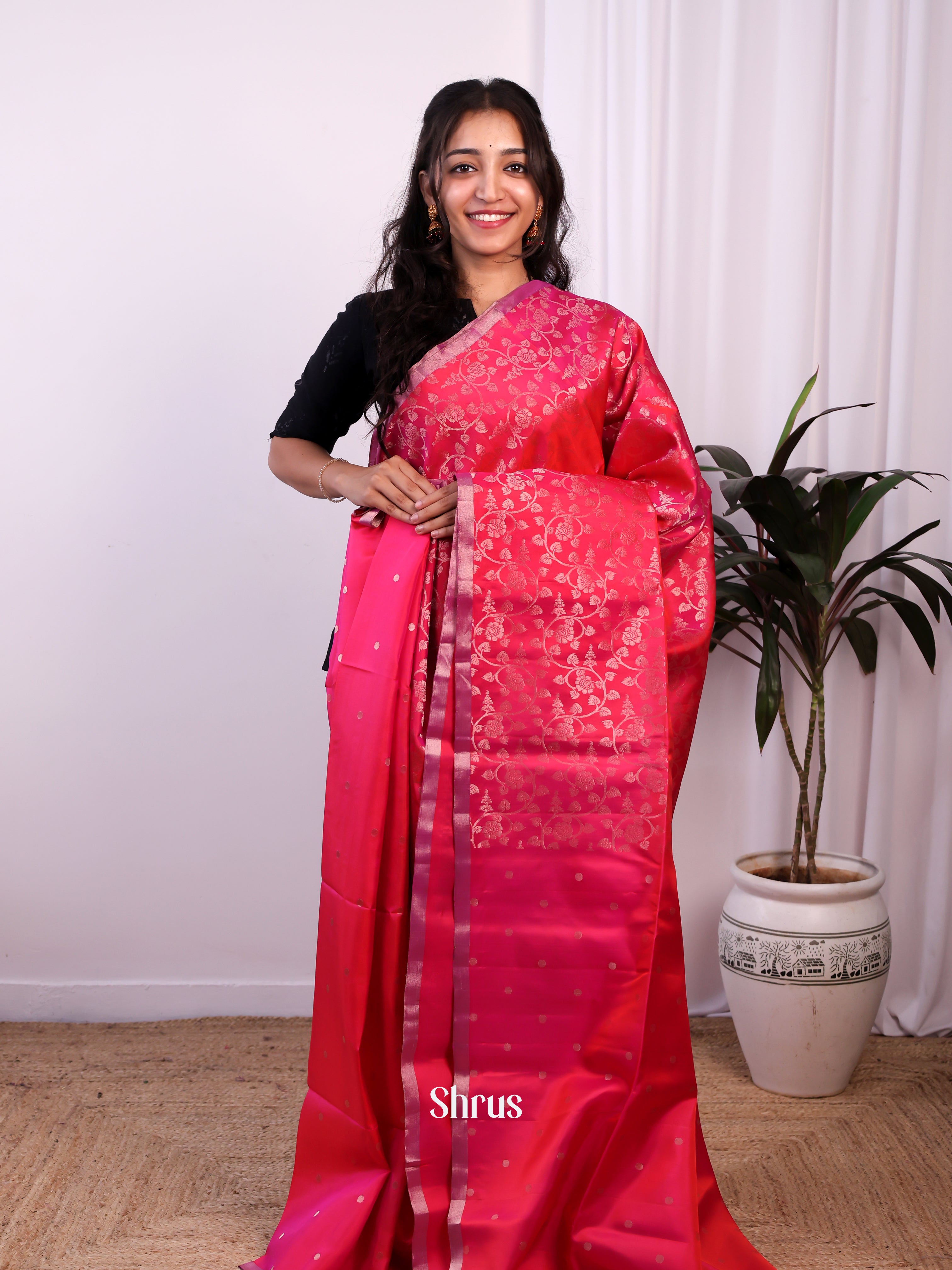 Pink(Single tone) - Soft Silk Saree - Shop on Shrus.com