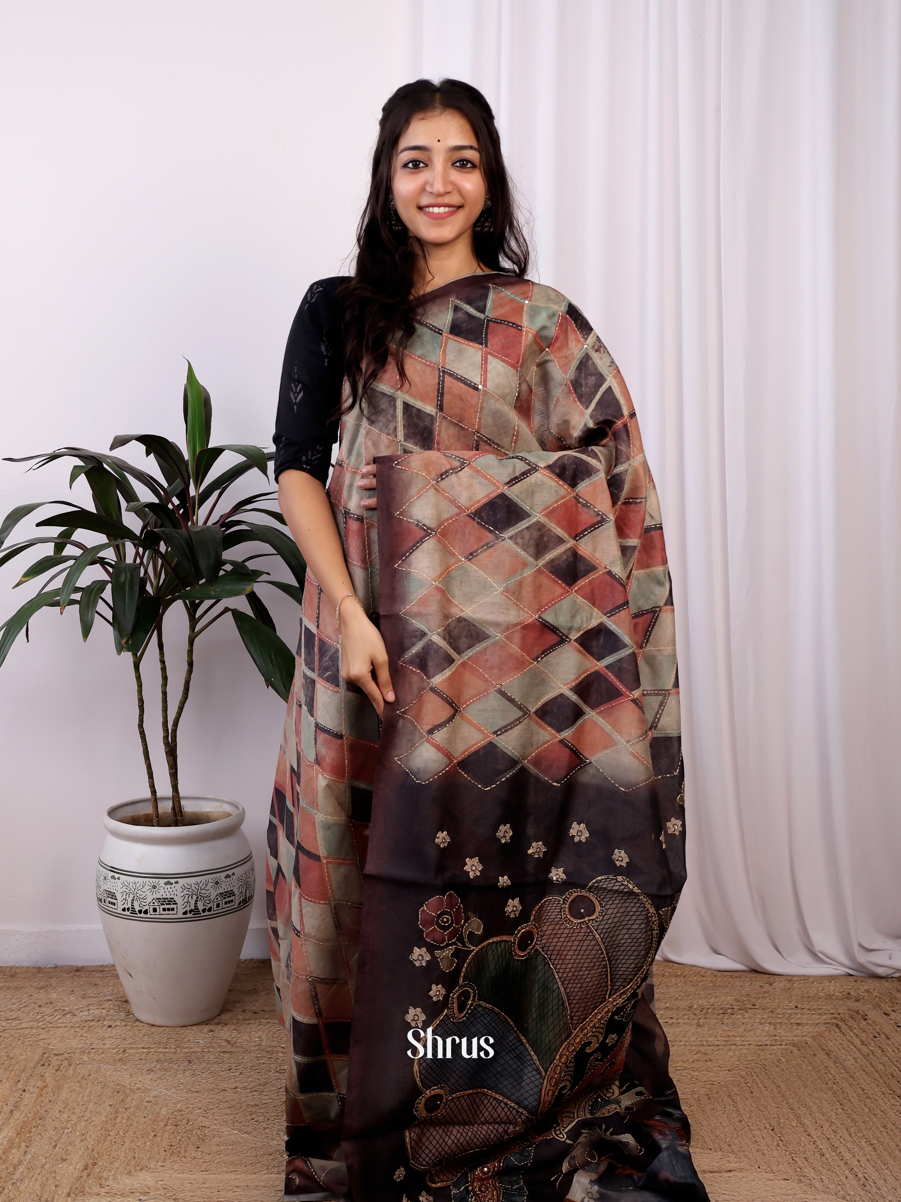 Grey & Brown - Semi Kantha Saree - Shop on Shrus.com