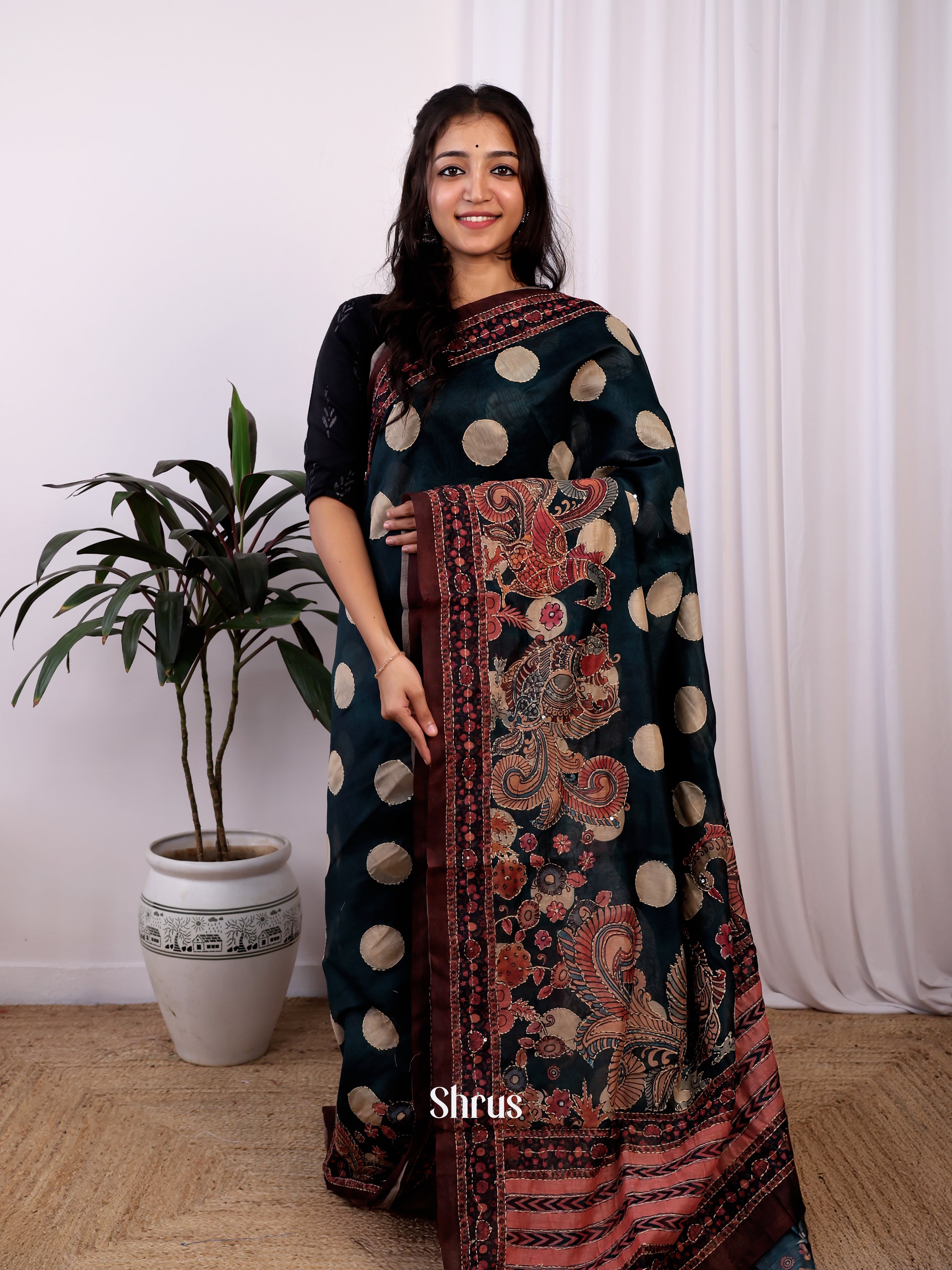 Black & Brown - Semi Kantha Saree - Shop on Shrus.com