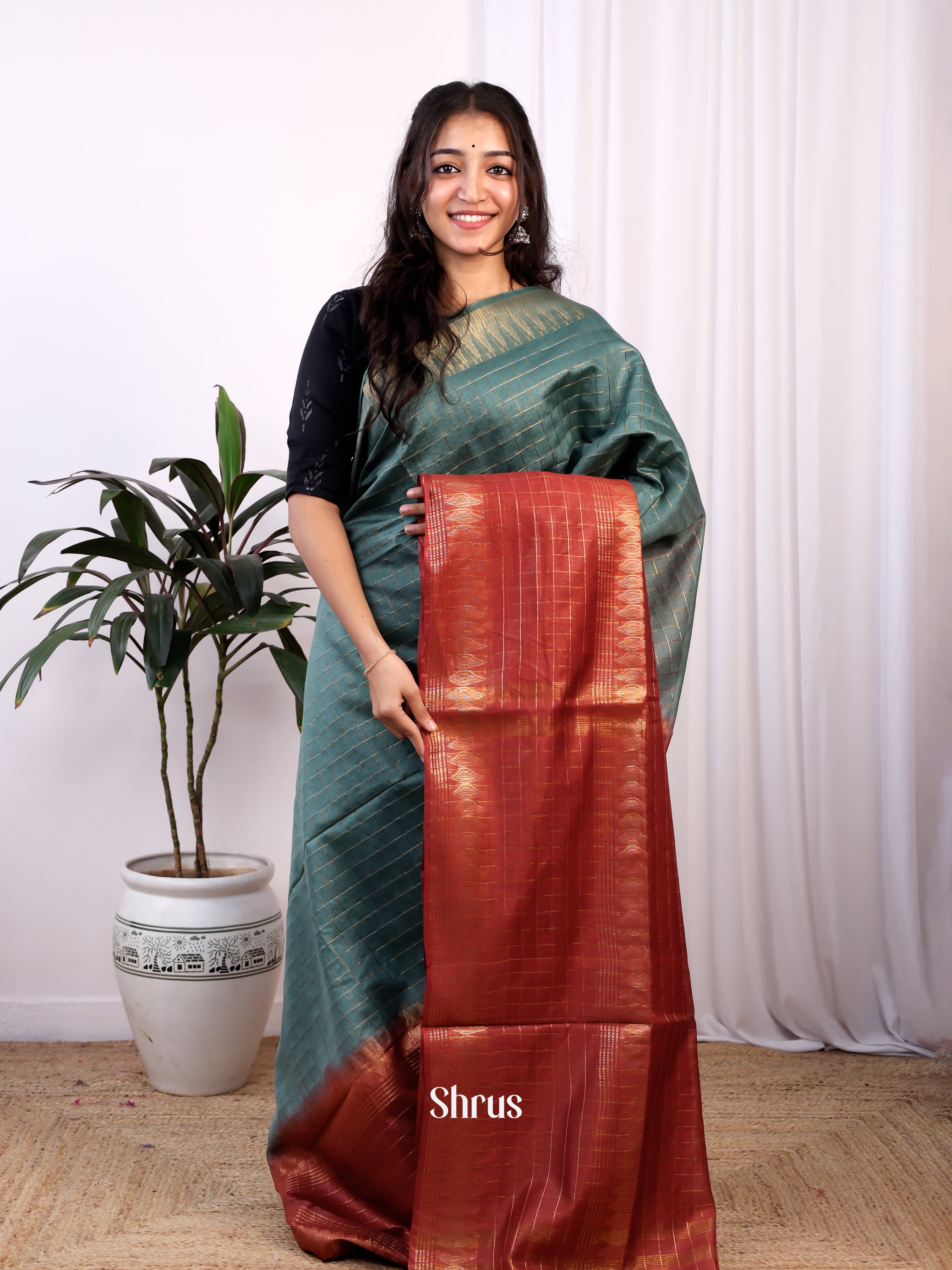 Grey & Red -Semi Tussar - Shop on Shrus.com