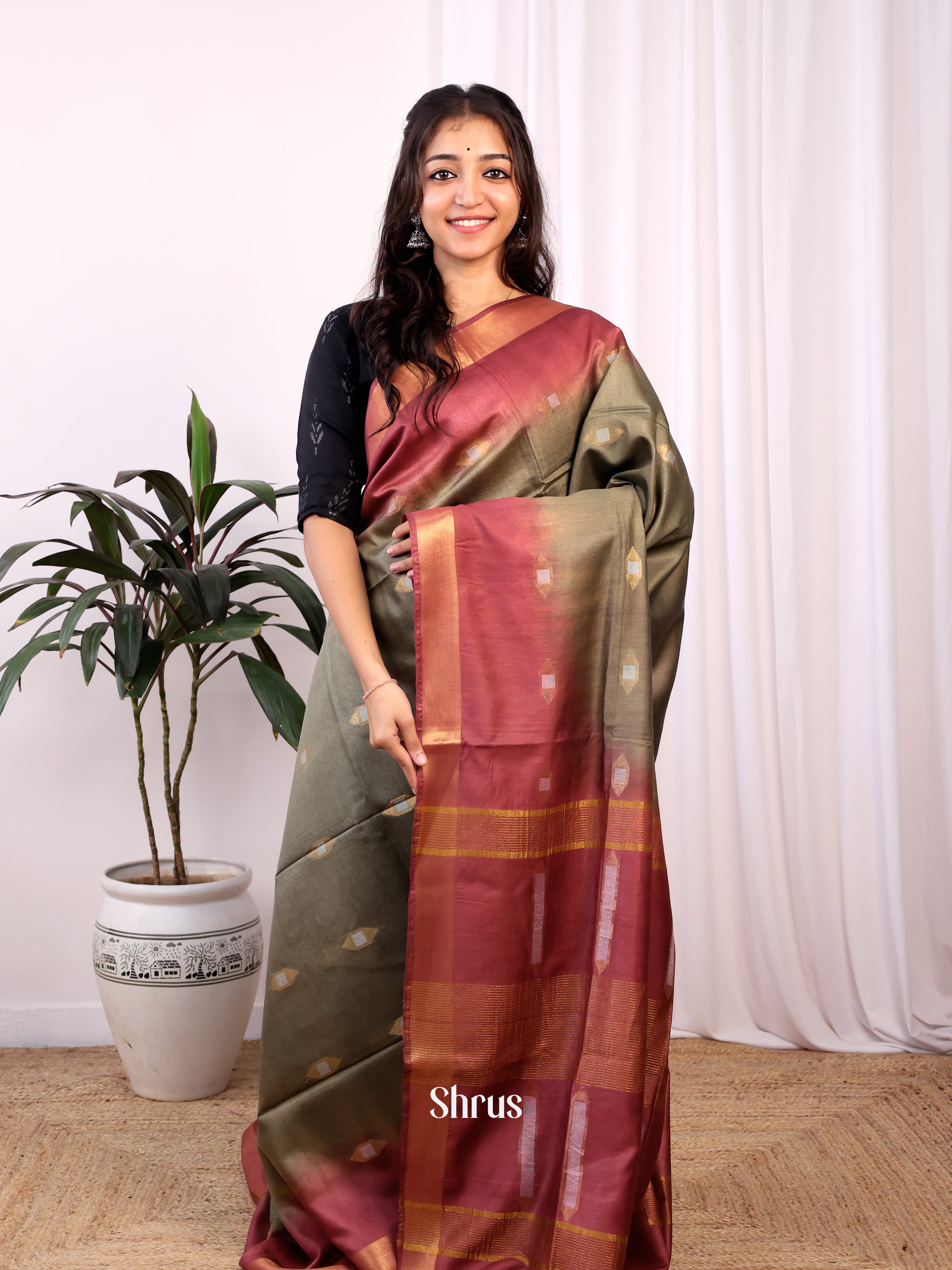 Green & brown - Semi Tussar Saree - Shop on Shrus.com