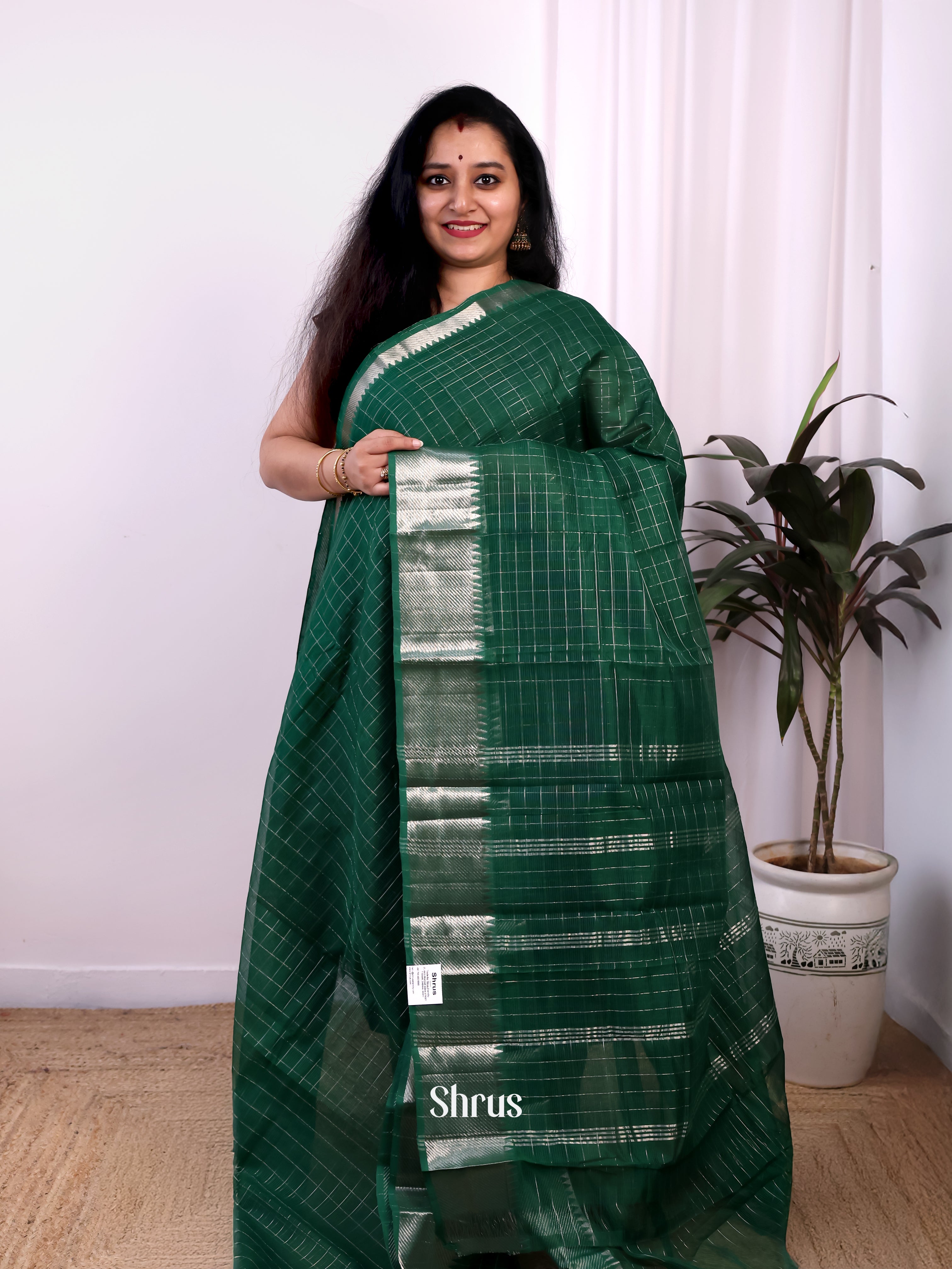 Checked Dark Green (Single Tone) - Mangalagiri silkcotton Saree - Shop on Shrus.com