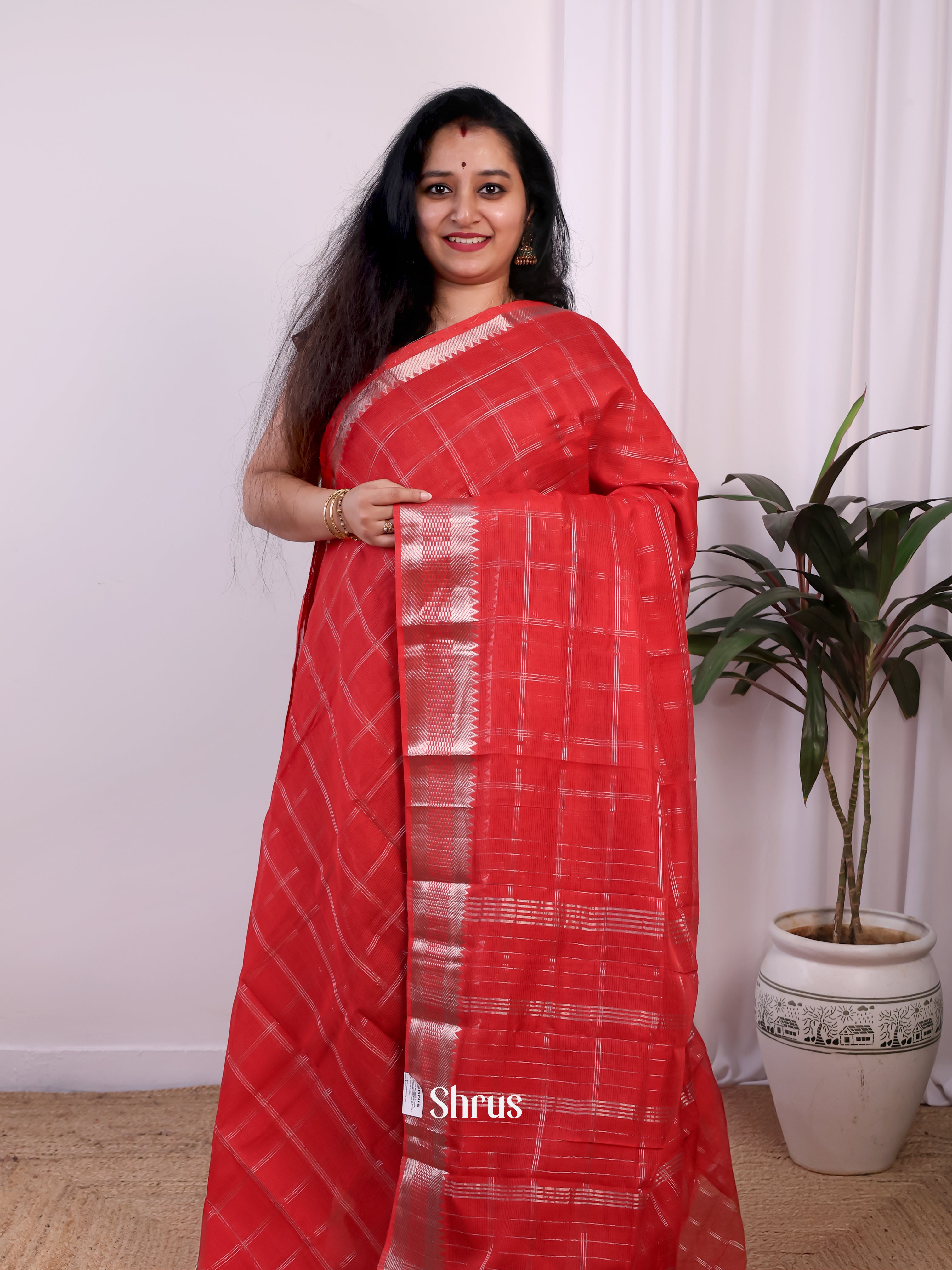 Checked Red(Single Tone) - Mangalagiri silkcotton Saree - Shop on Shrus.com