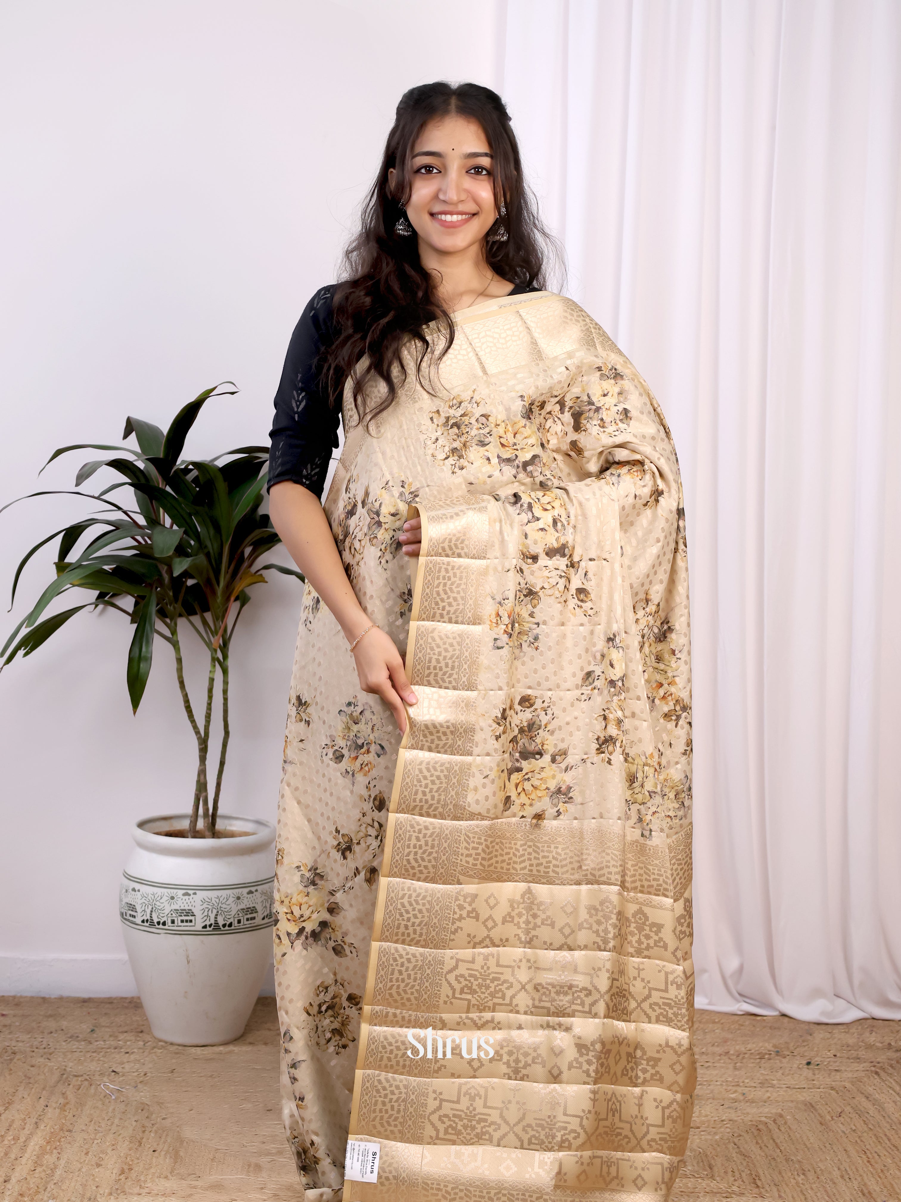 Cream - Printed chanderi Saree - Shop on Shrus.com