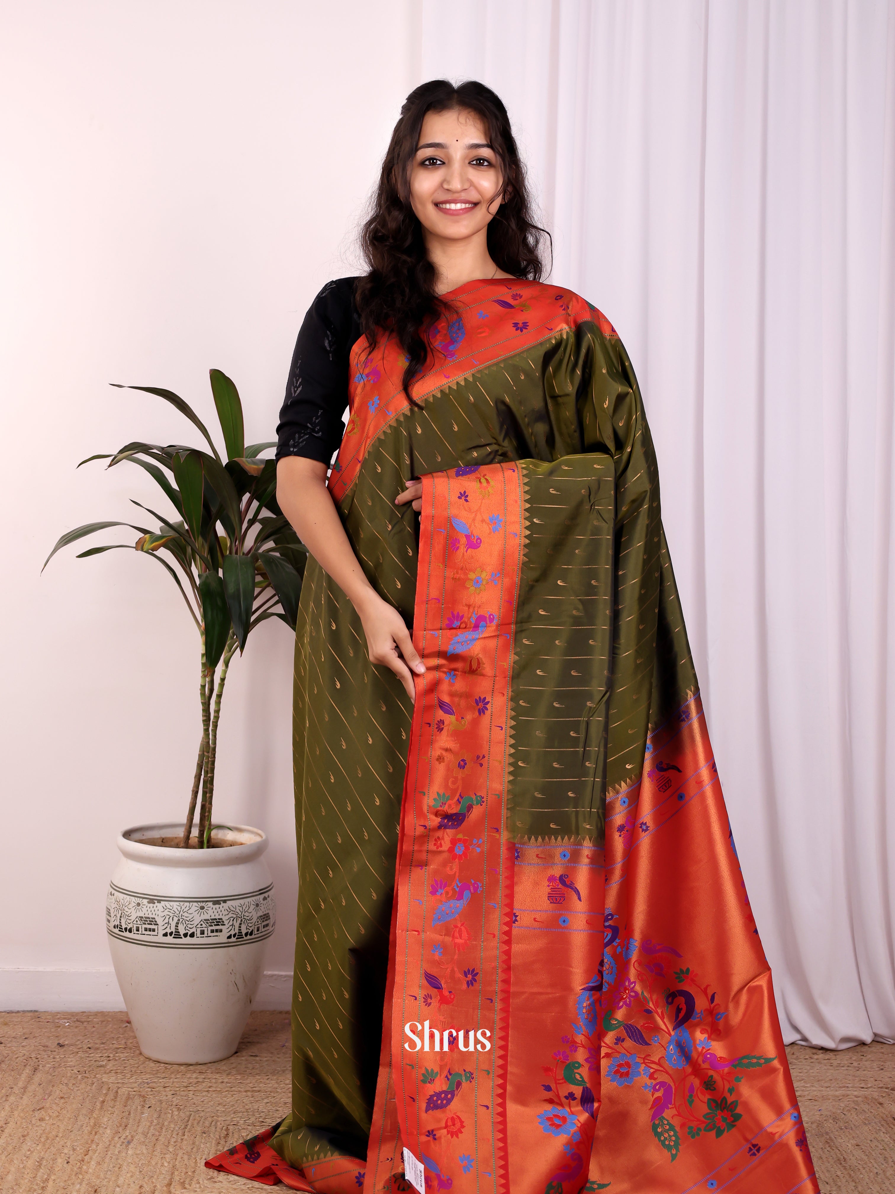 Chutney Green & Red - Gadwal halfpure Saree - Shop on Shrus.com