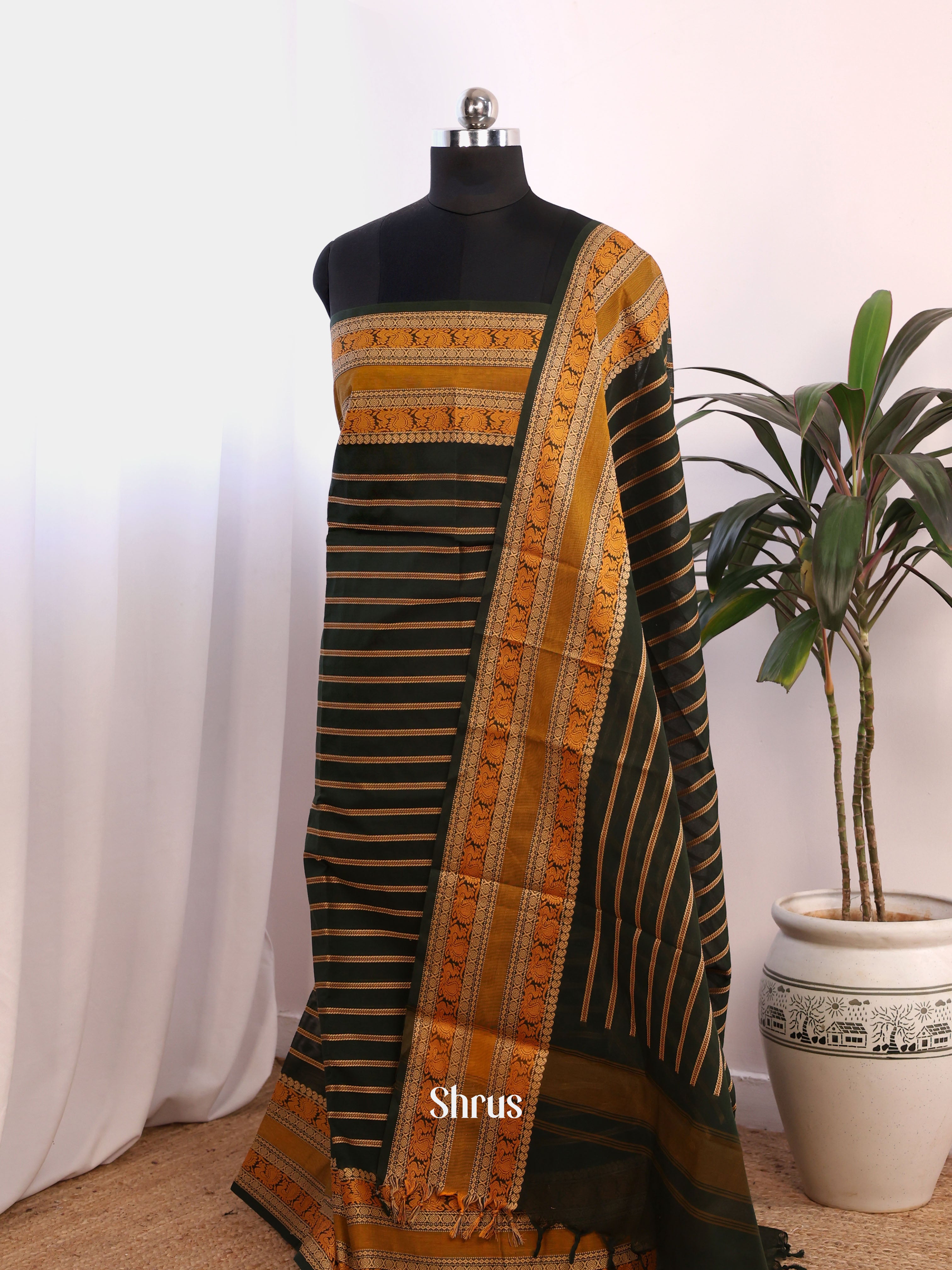 Green- chettinad top & dupatta combo - Shop on Shrus.com