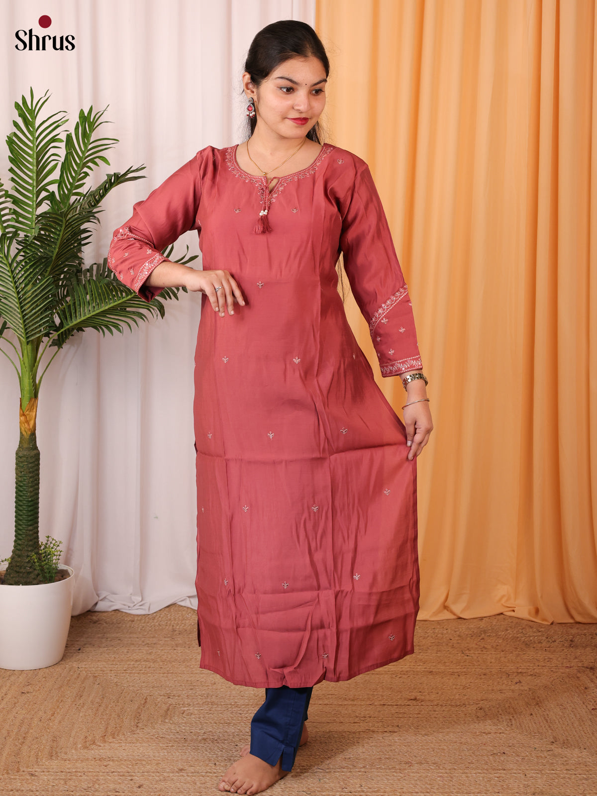 CJS25198 -Readymade Suits - Shop on Shrus.com