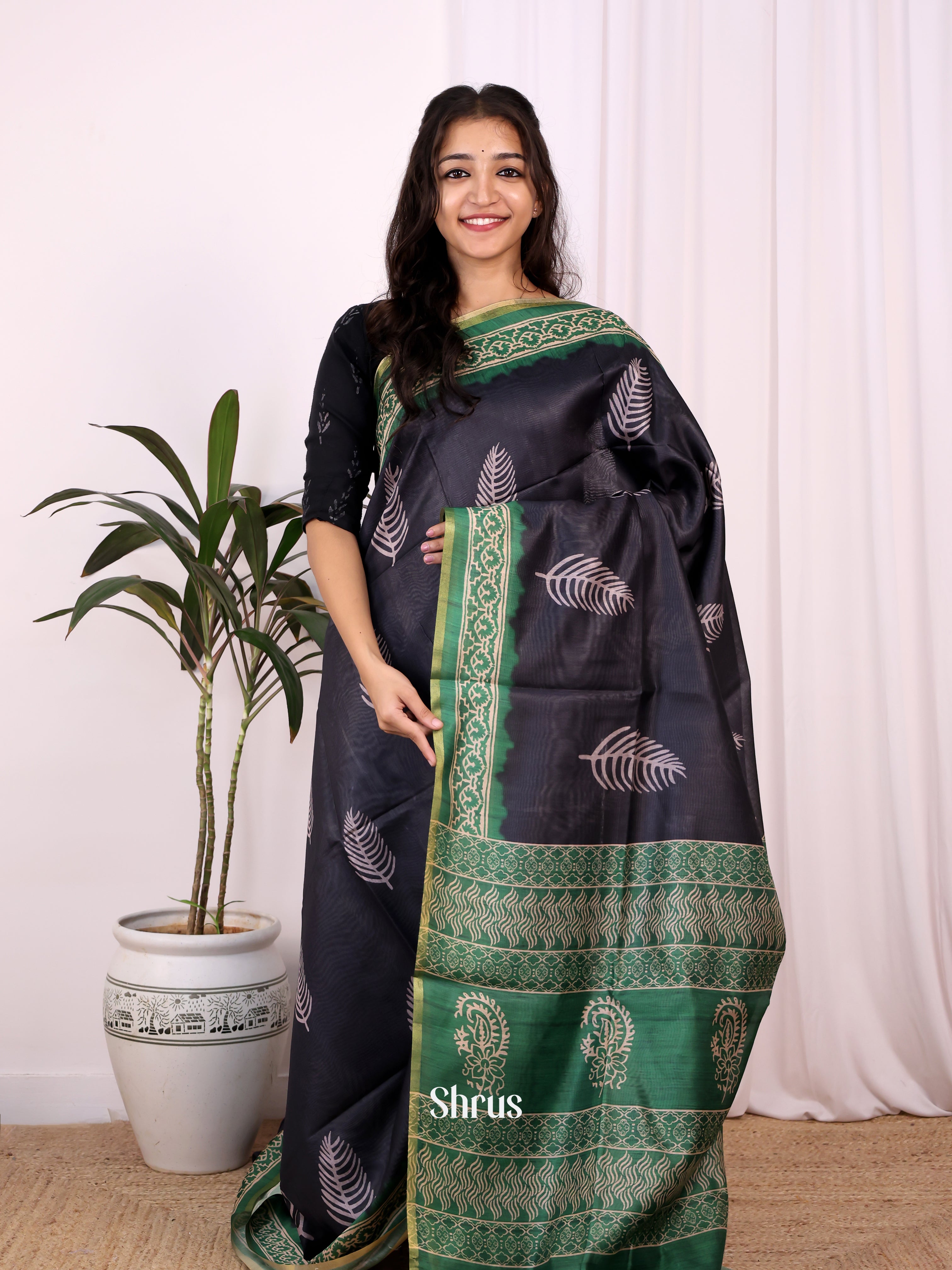 Black & Green - Champa semitussar Saree - Shop on Shrus.com