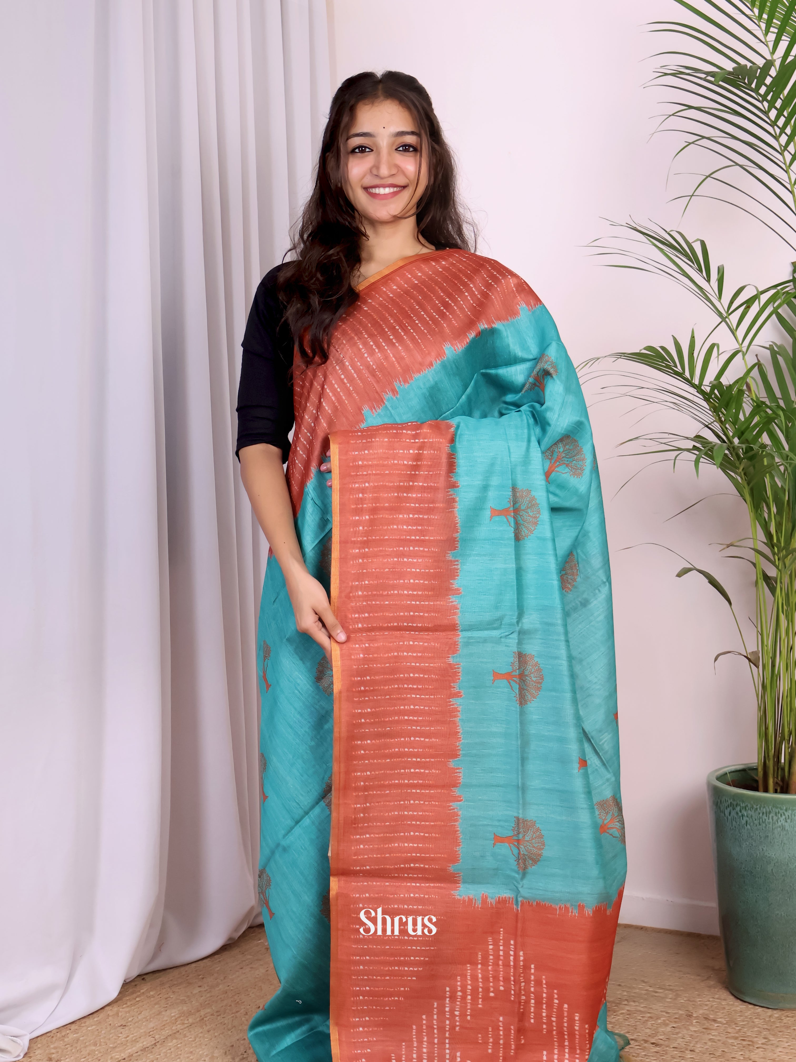 Green & Brick - Champa semitussar Saree - Shop on Shrus.com