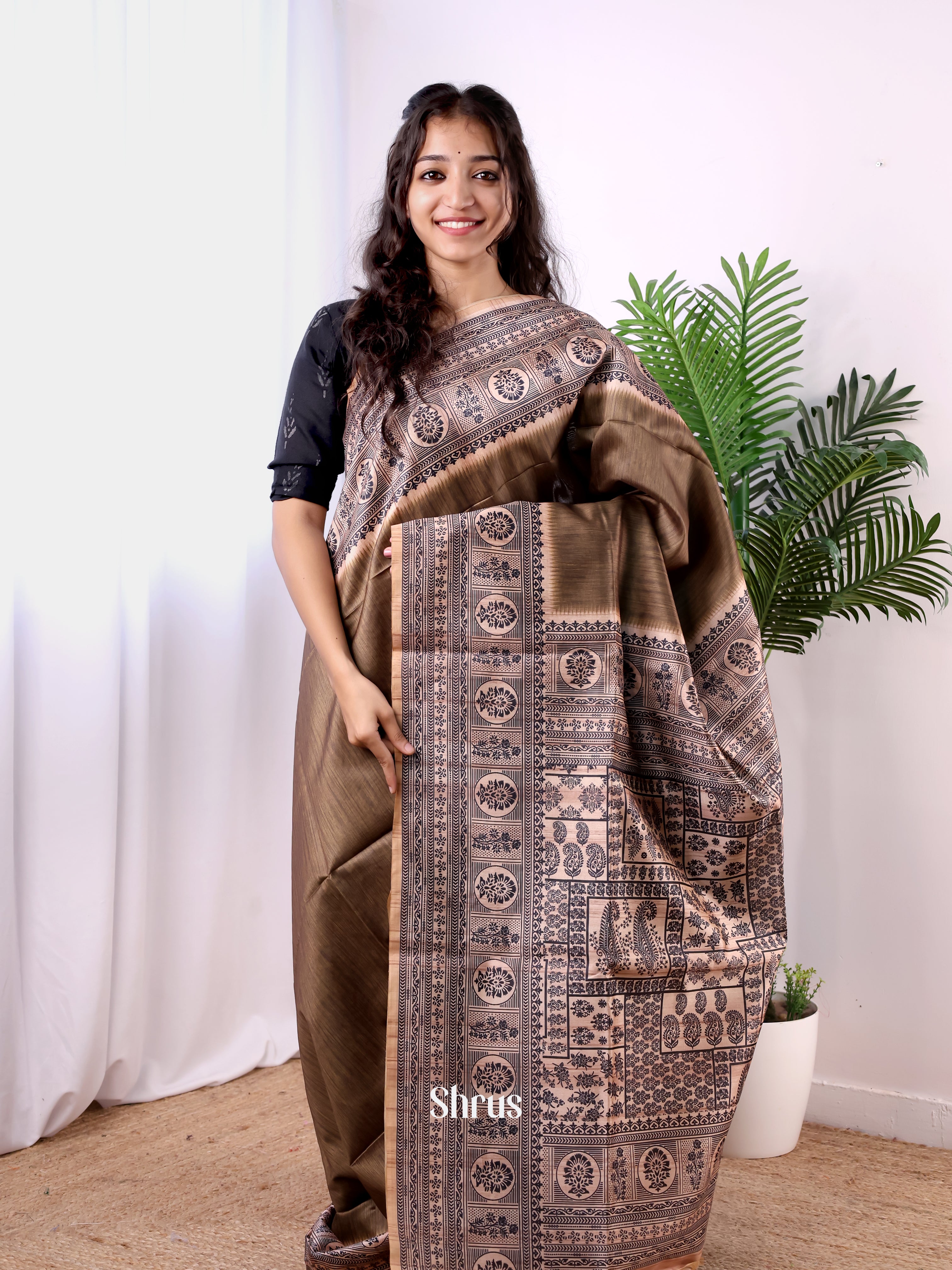 Brown & Peach- Champa semitussar Saree - Shop on Shrus.com