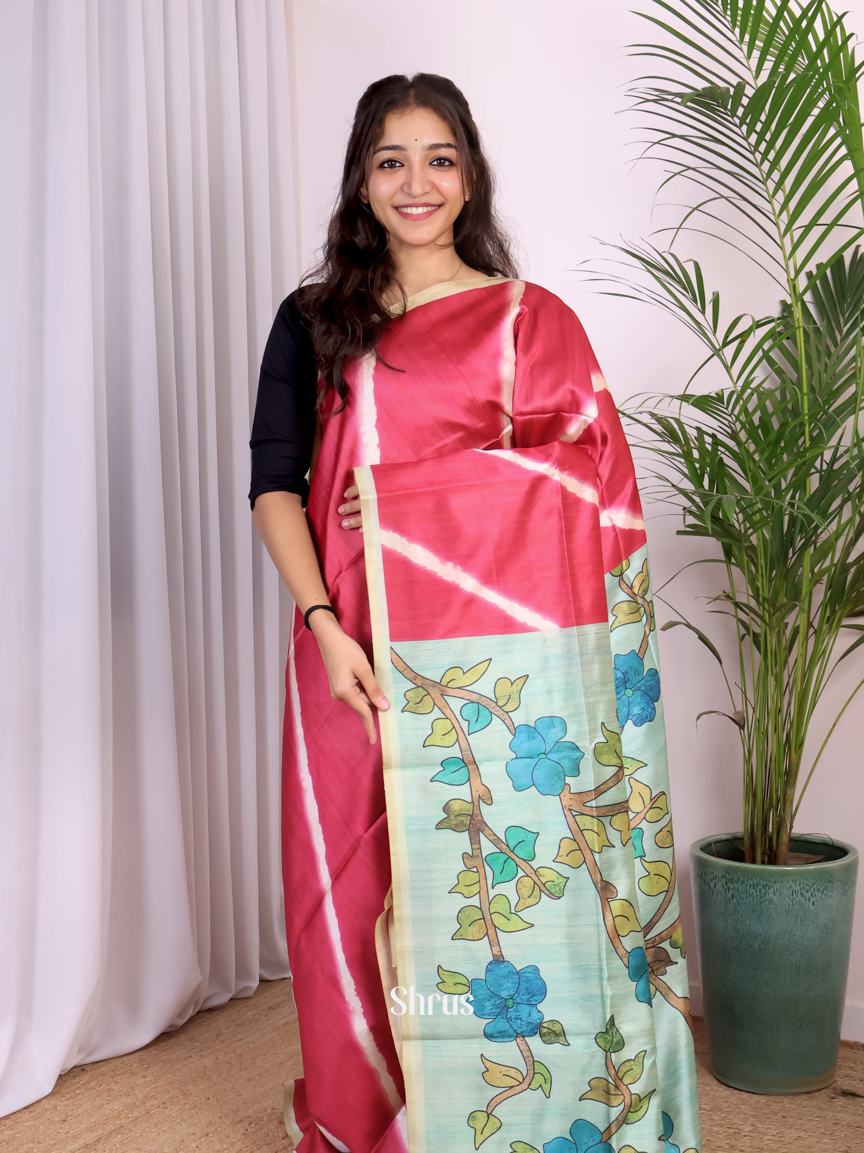 Red & Green - Champa semitussar Saree - Shop on Shrus.com
