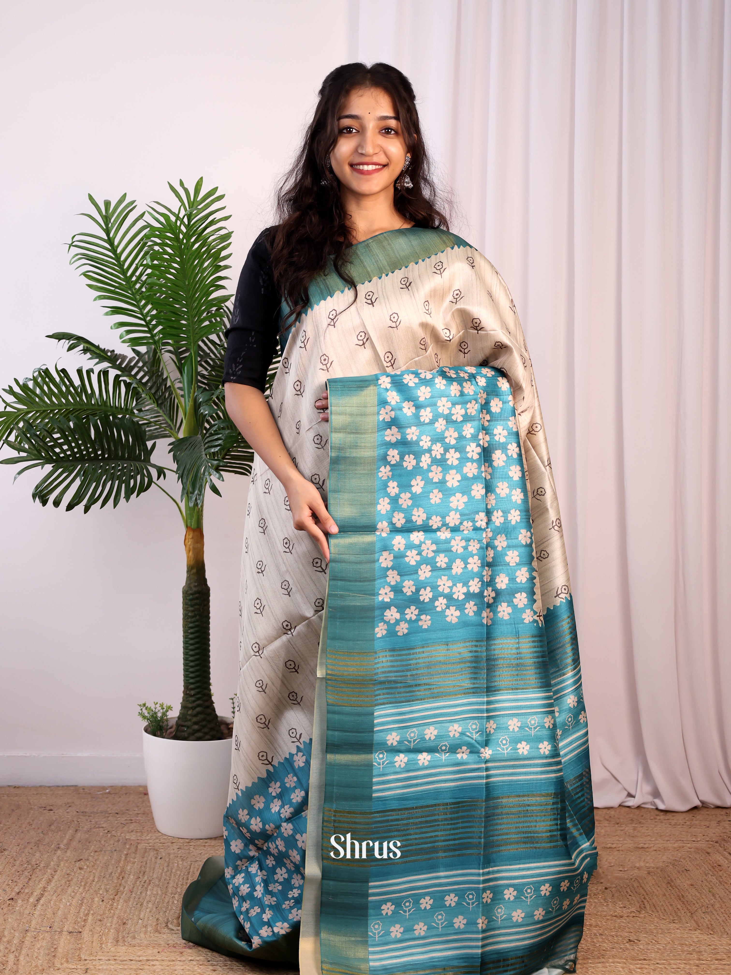 CJS25388 - Champa semitussar Saree - Shop on Shrus.com
