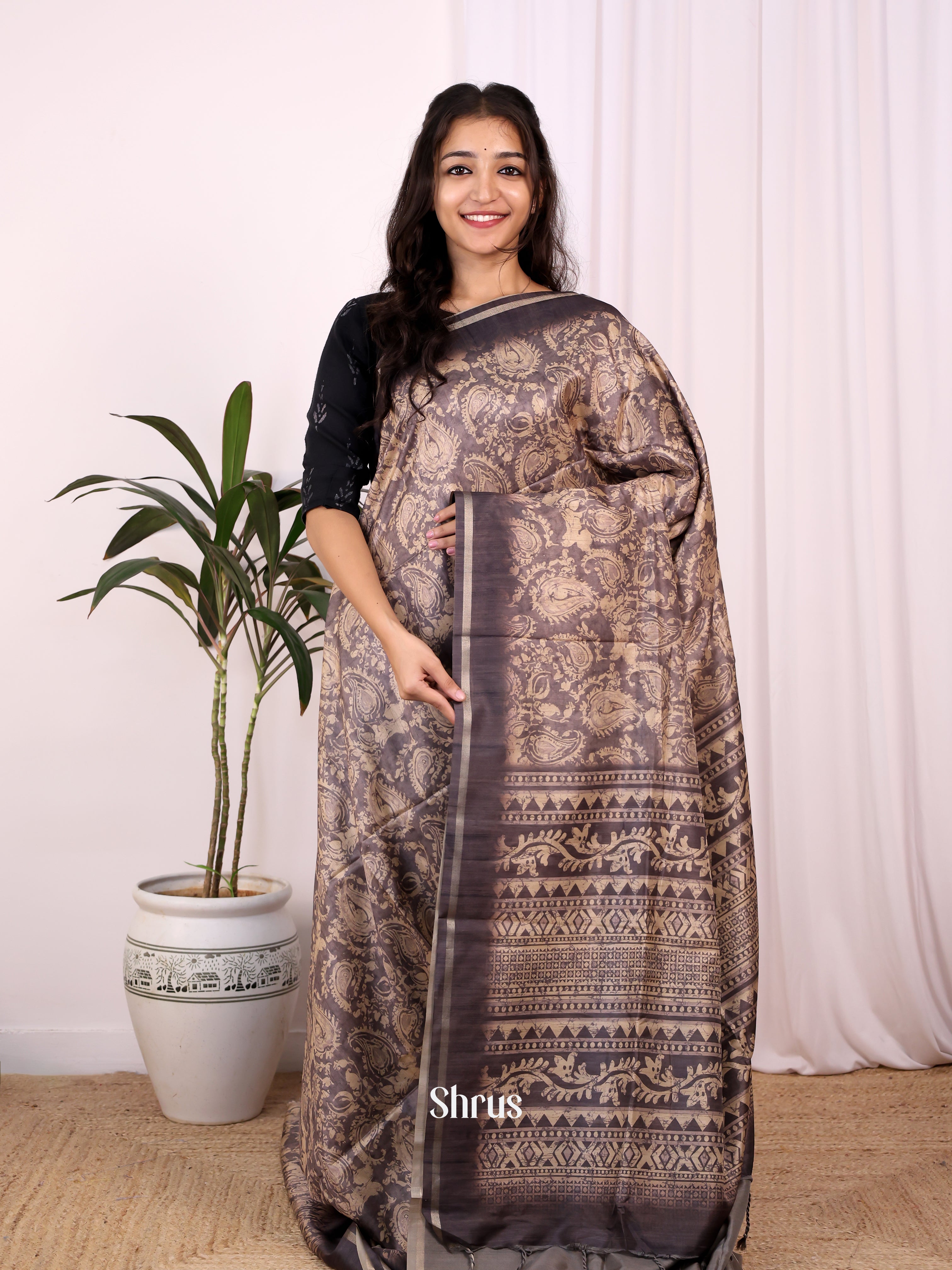 Brown - Champa semitussar Saree - Shop on Shrus.com