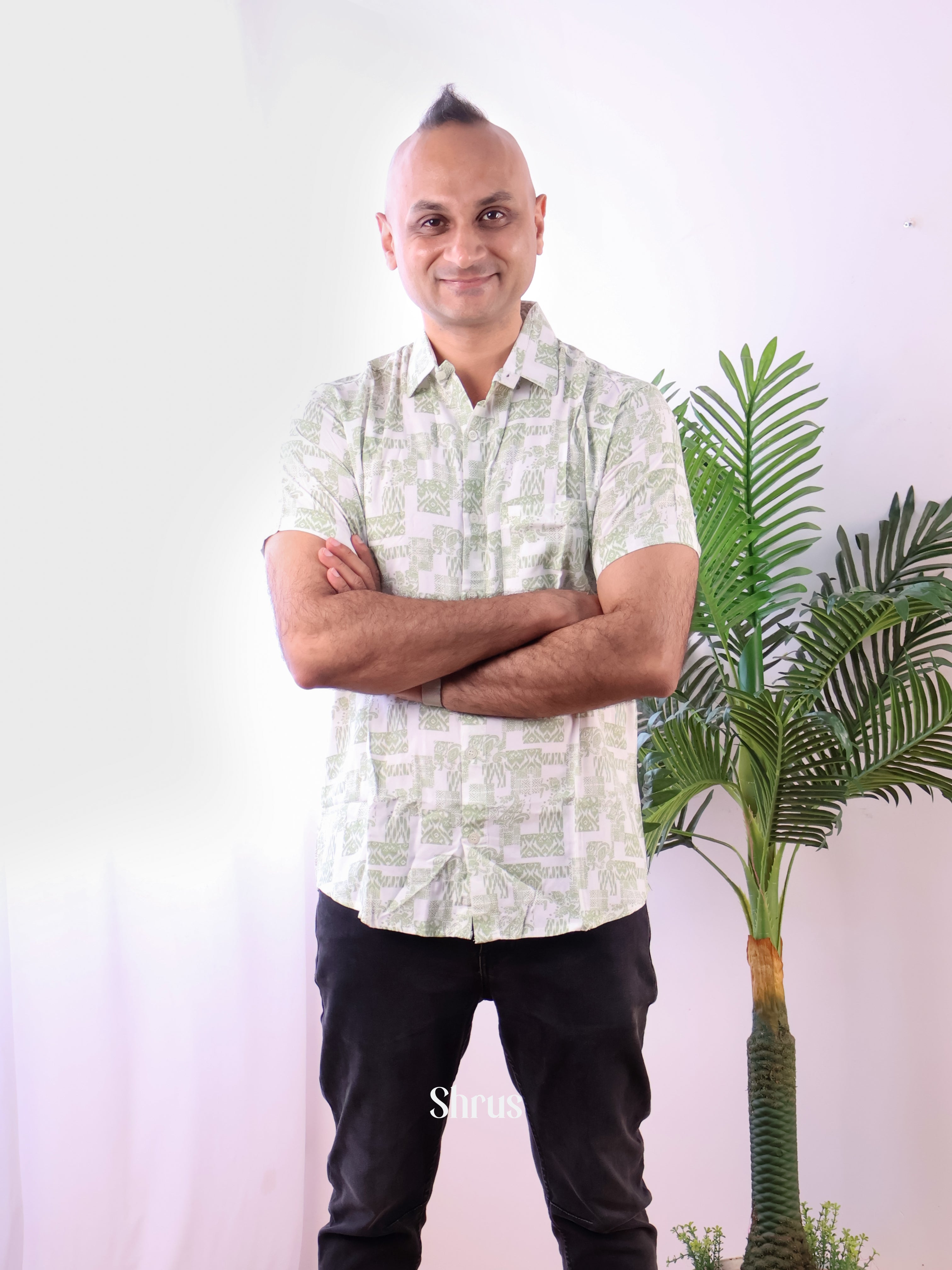 White & Green - Readymade Mens Shirt - Shop on Shrus.com