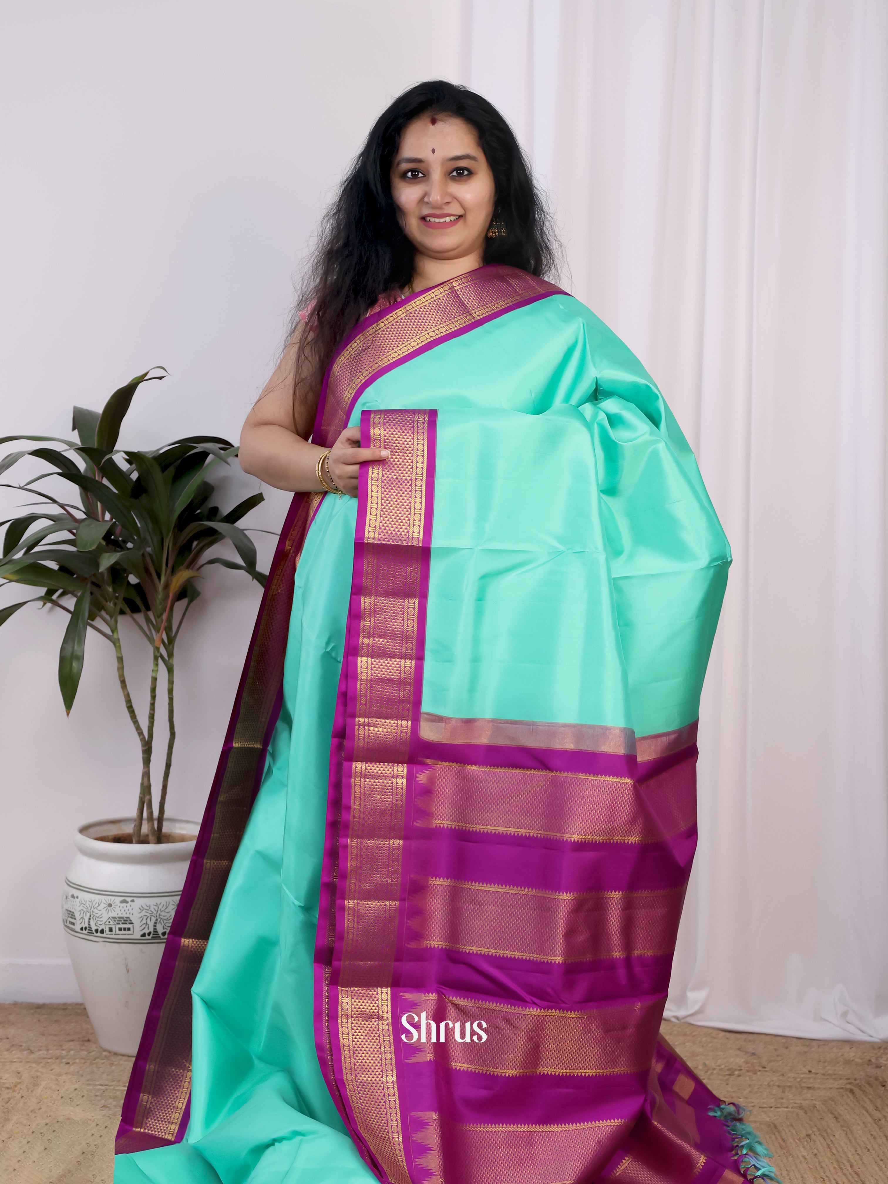 CJS28009 - Kanchipuram silk 9Yards Saree - Shop on Shrus.com