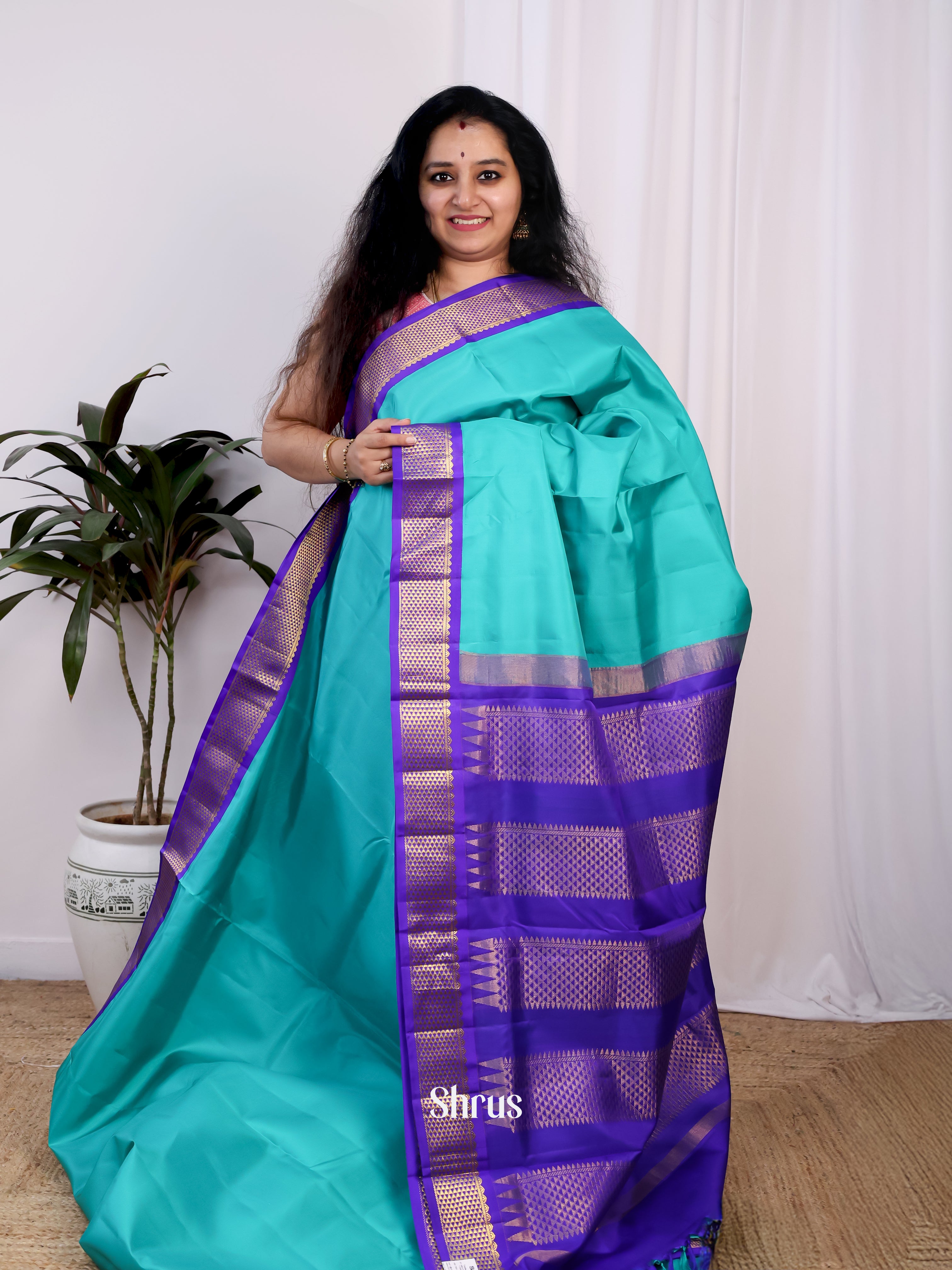 CJS28012 - Kanchipuram silk 9Yards Saree - Shop on Shrus.com