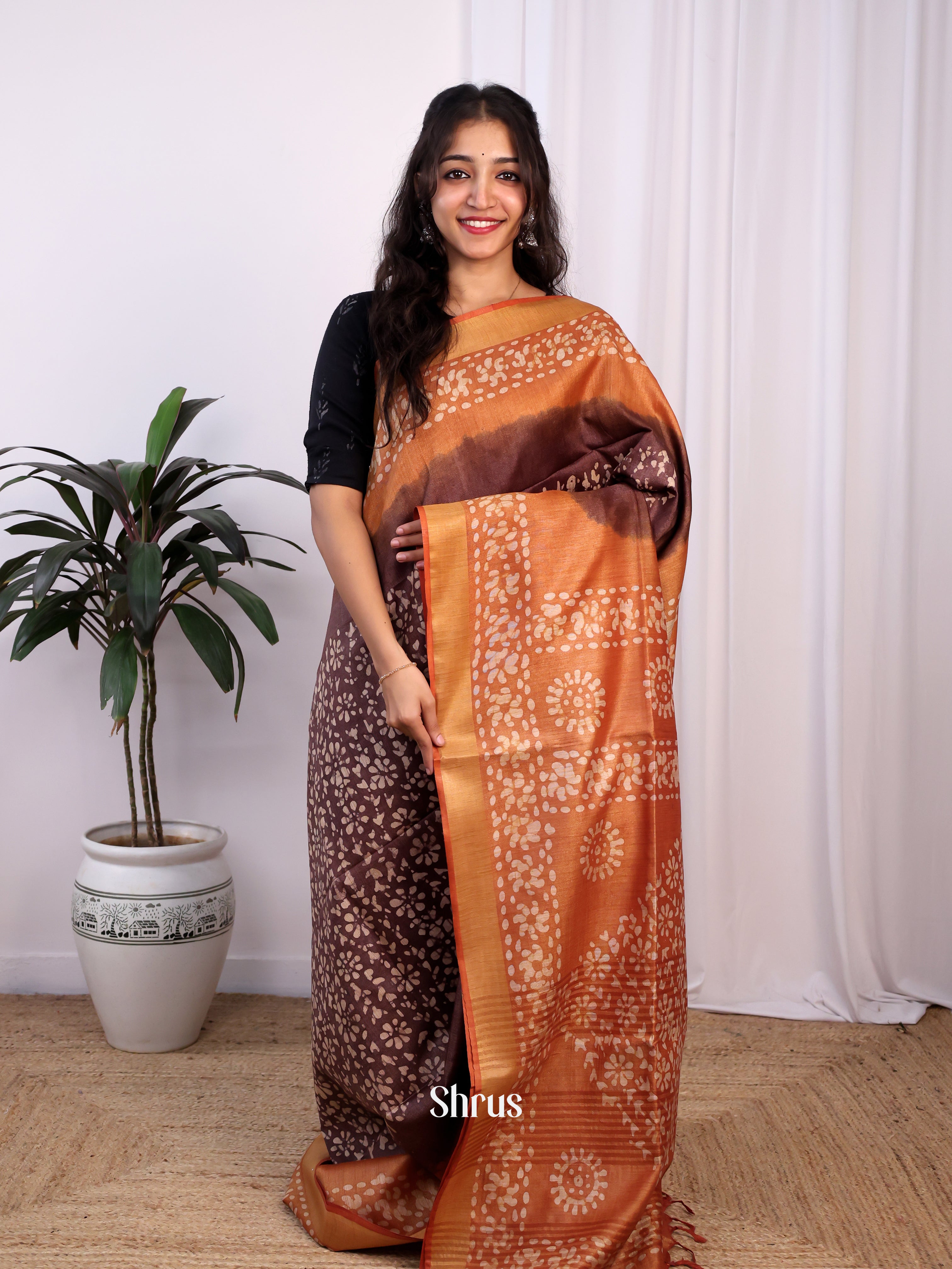 Brown & Orange -Bhatik Saree - Shop on Shrus.com