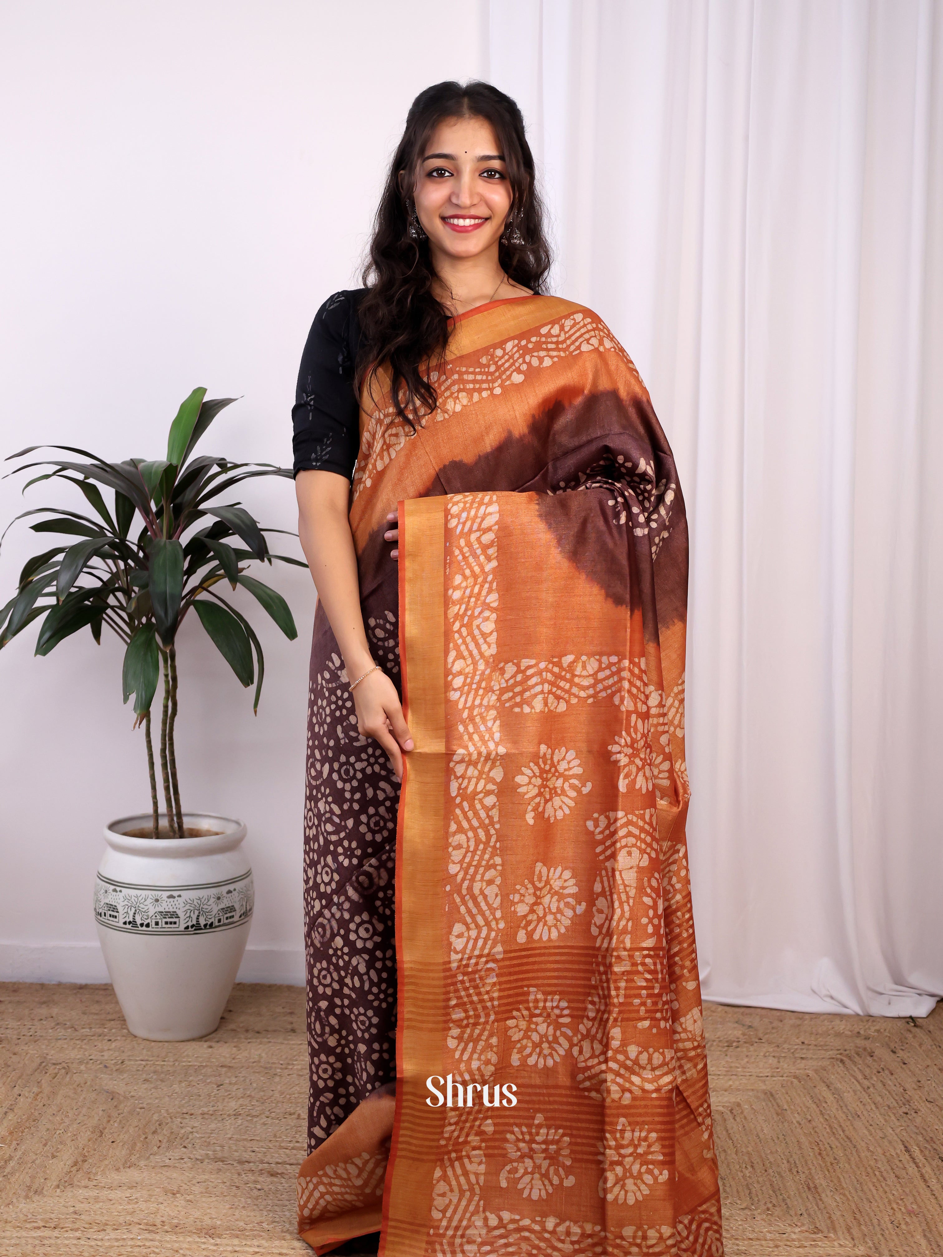 Dark & Lite Brown -Bhatik Saree - Shop on Shrus.com