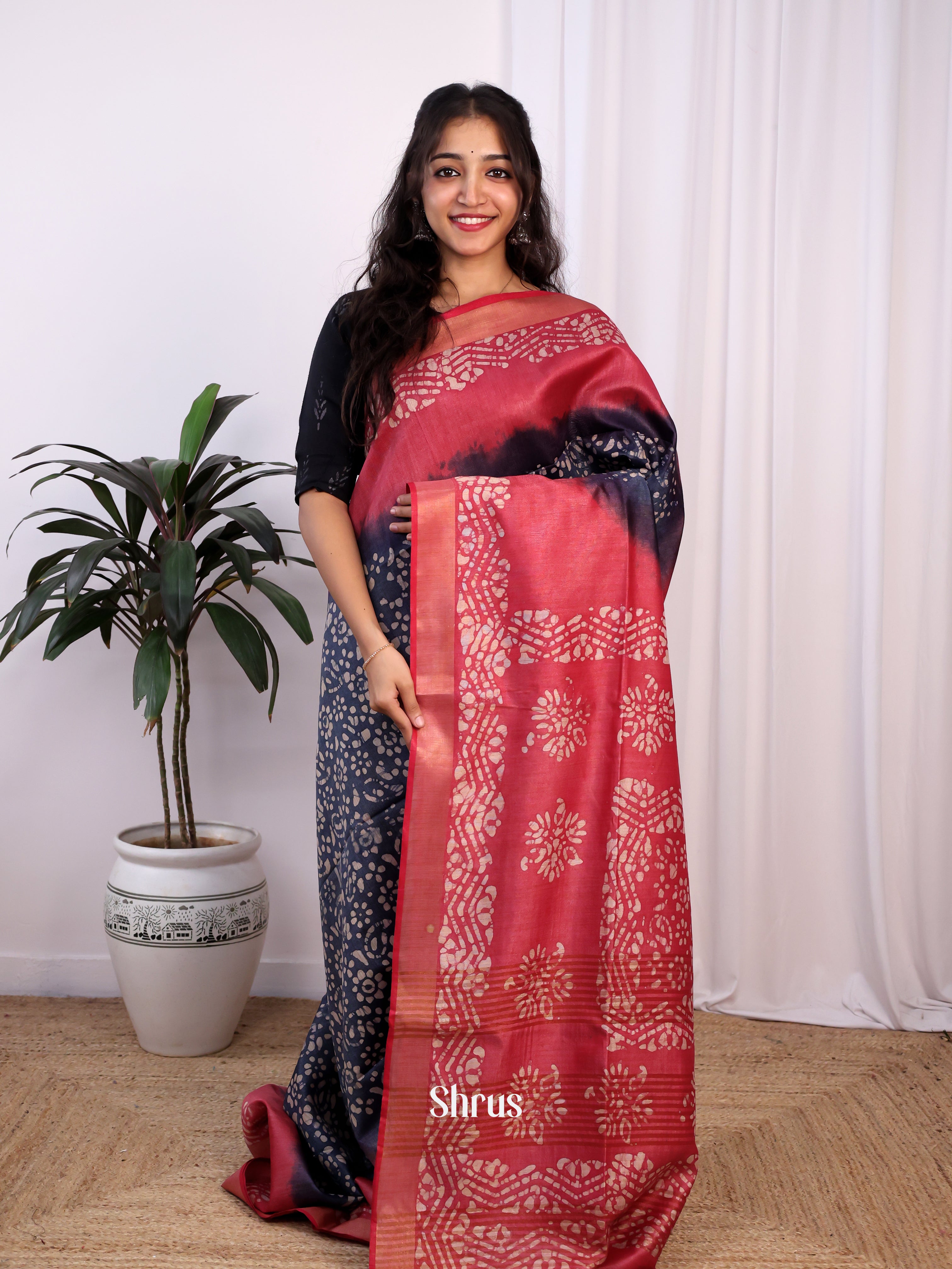 Blue & Red -Bhatik Saree - Shop on Shrus.com