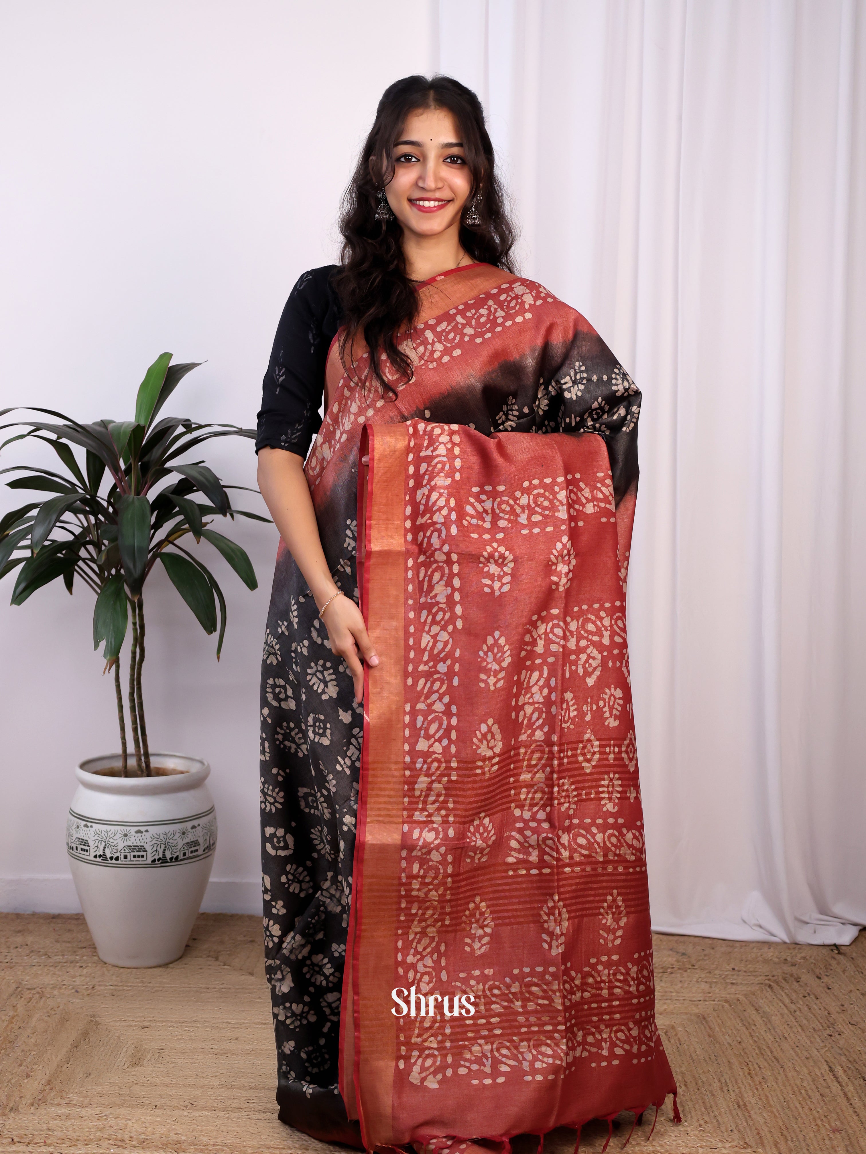Black & Red -Bhatik Saree - Shop on Shrus.com