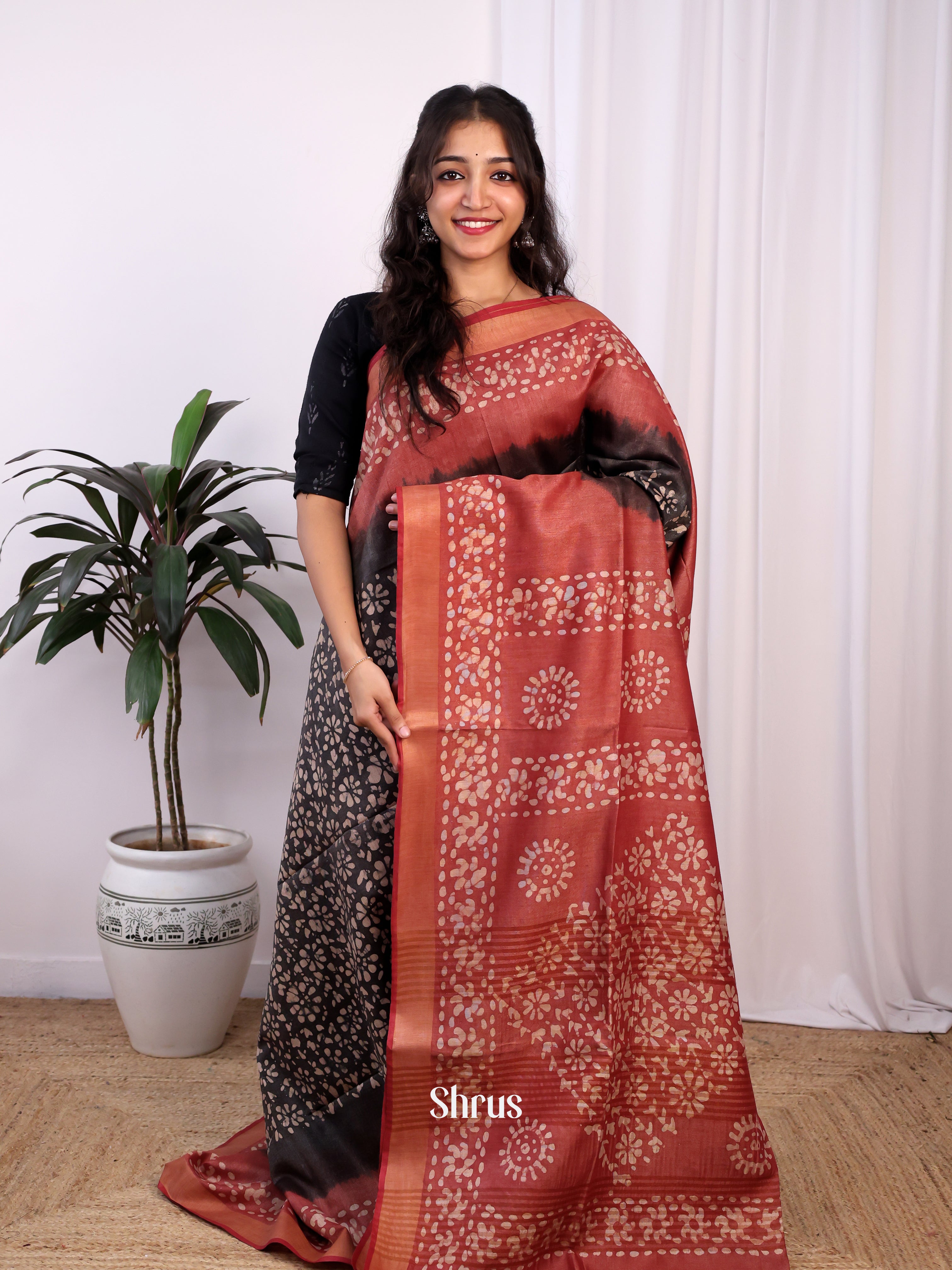 Black & Red -Bhatik Saree - Shop on Shrus.com