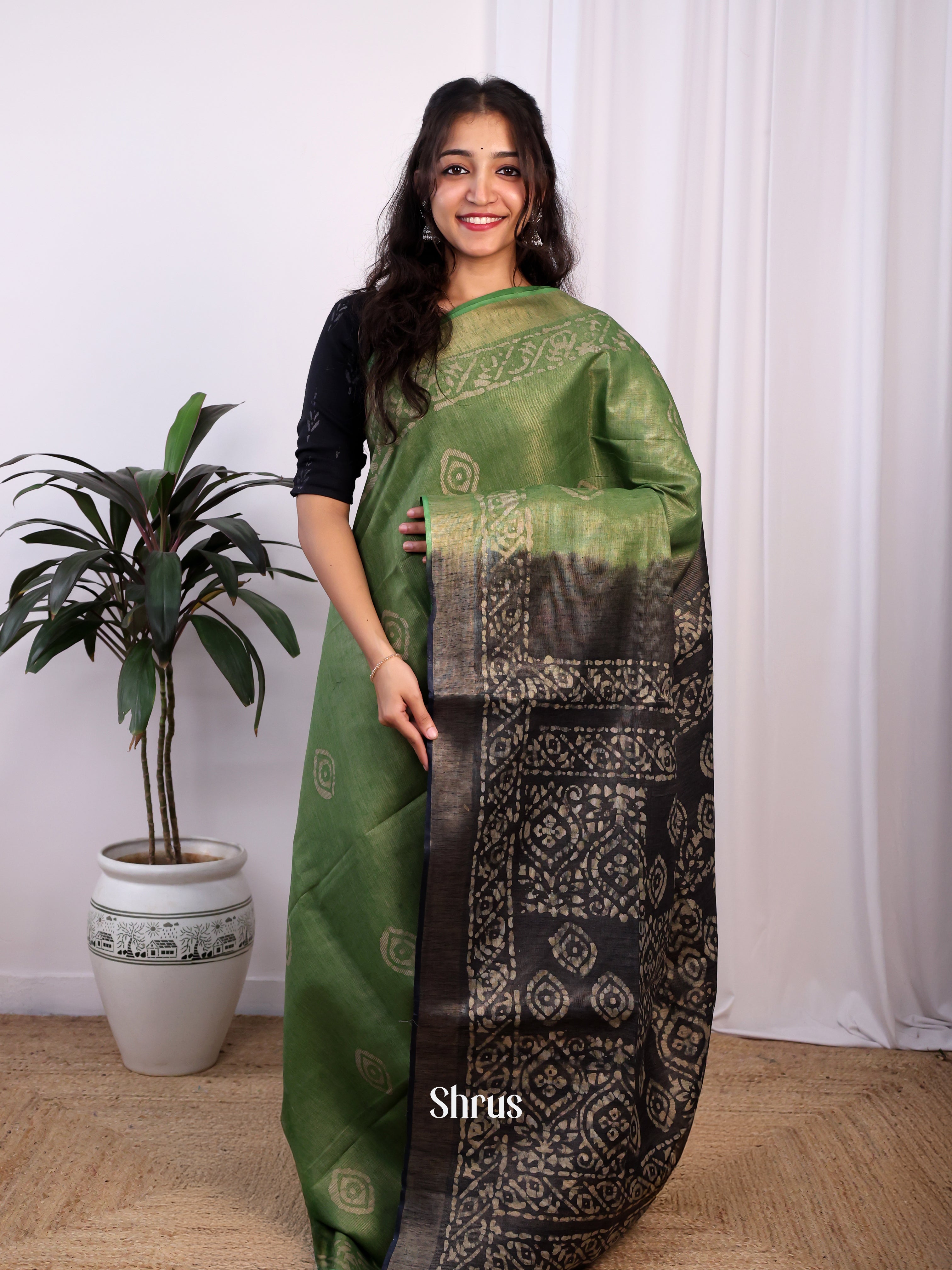 Green & Grey - Bhatik Saree - Shop on Shrus.com