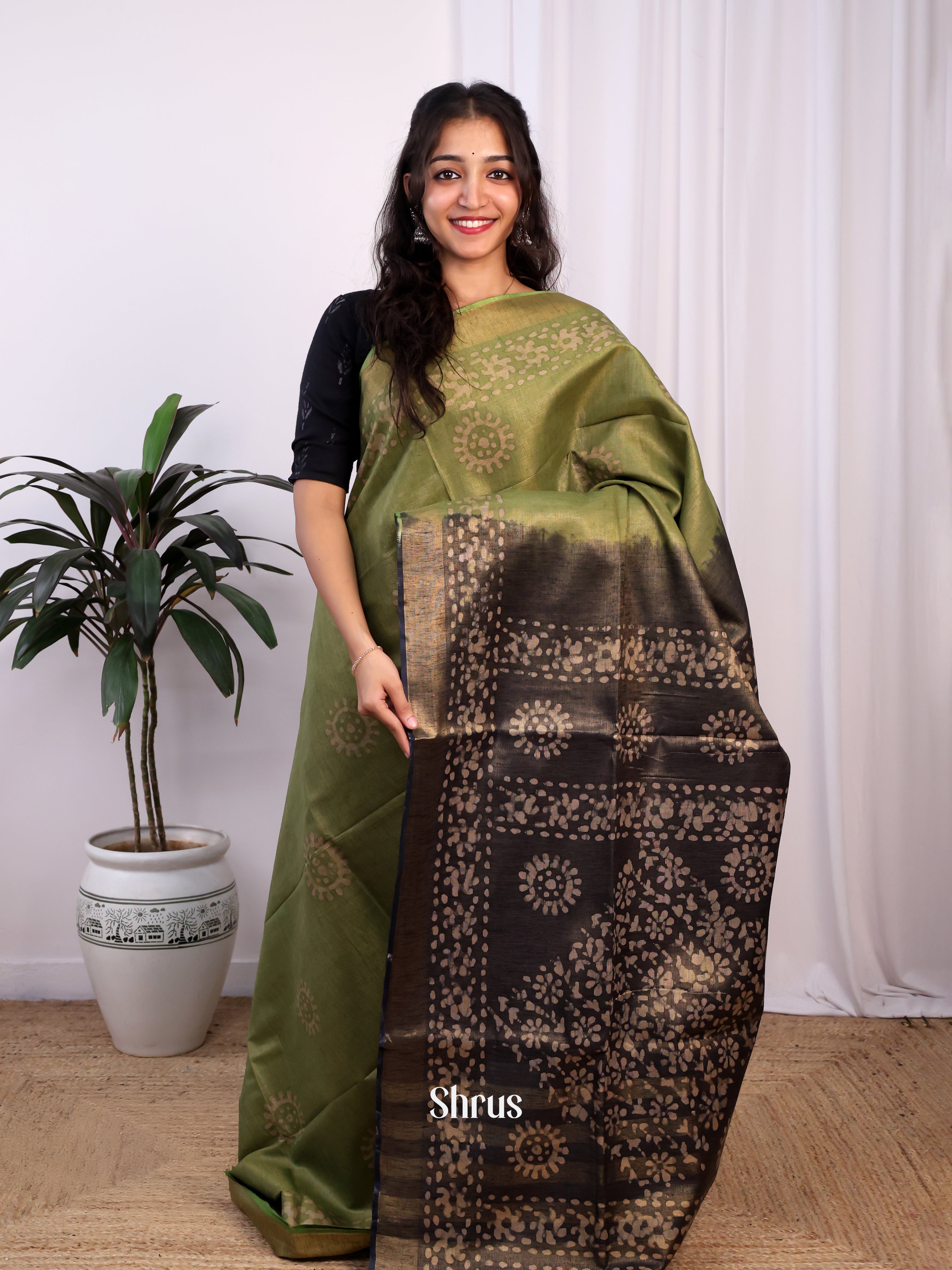 Green & Black - Bhatik Saree - Shop on Shrus.com