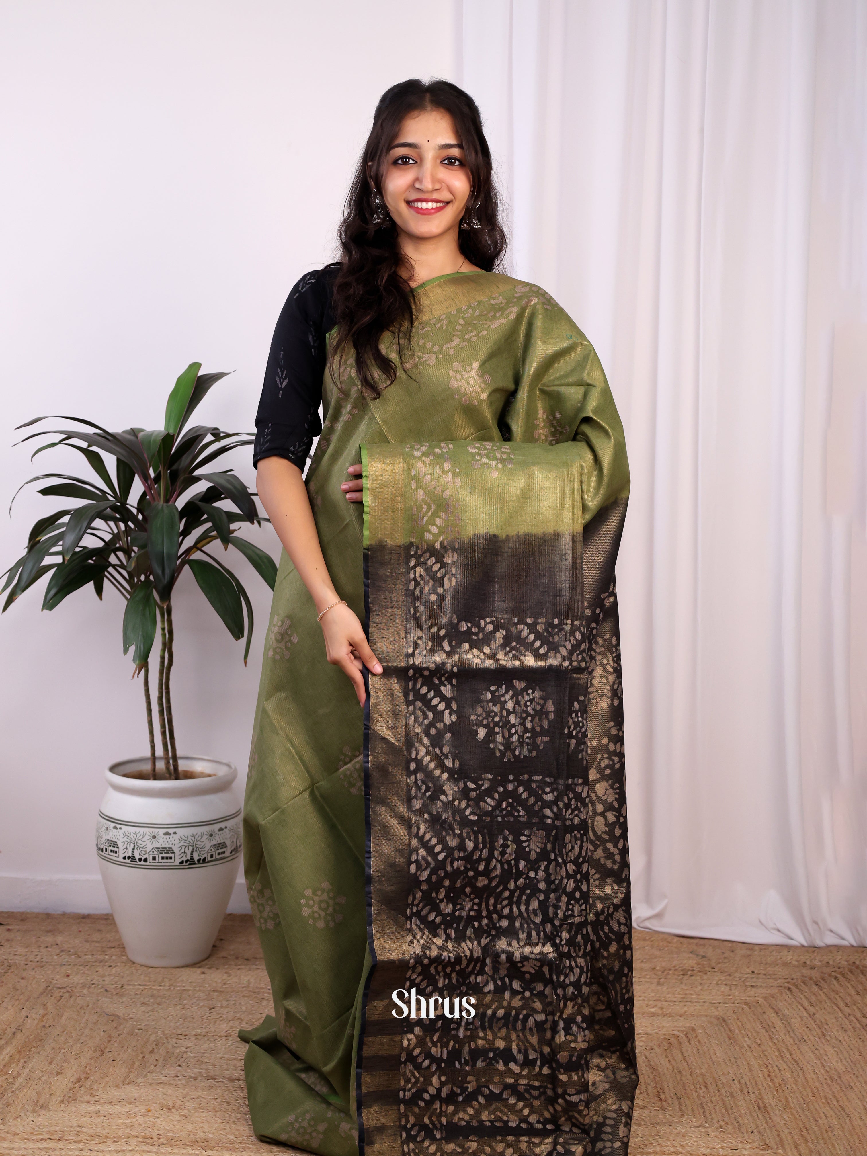 Green & Black -Bhatik Saree - Shop on Shrus.com
