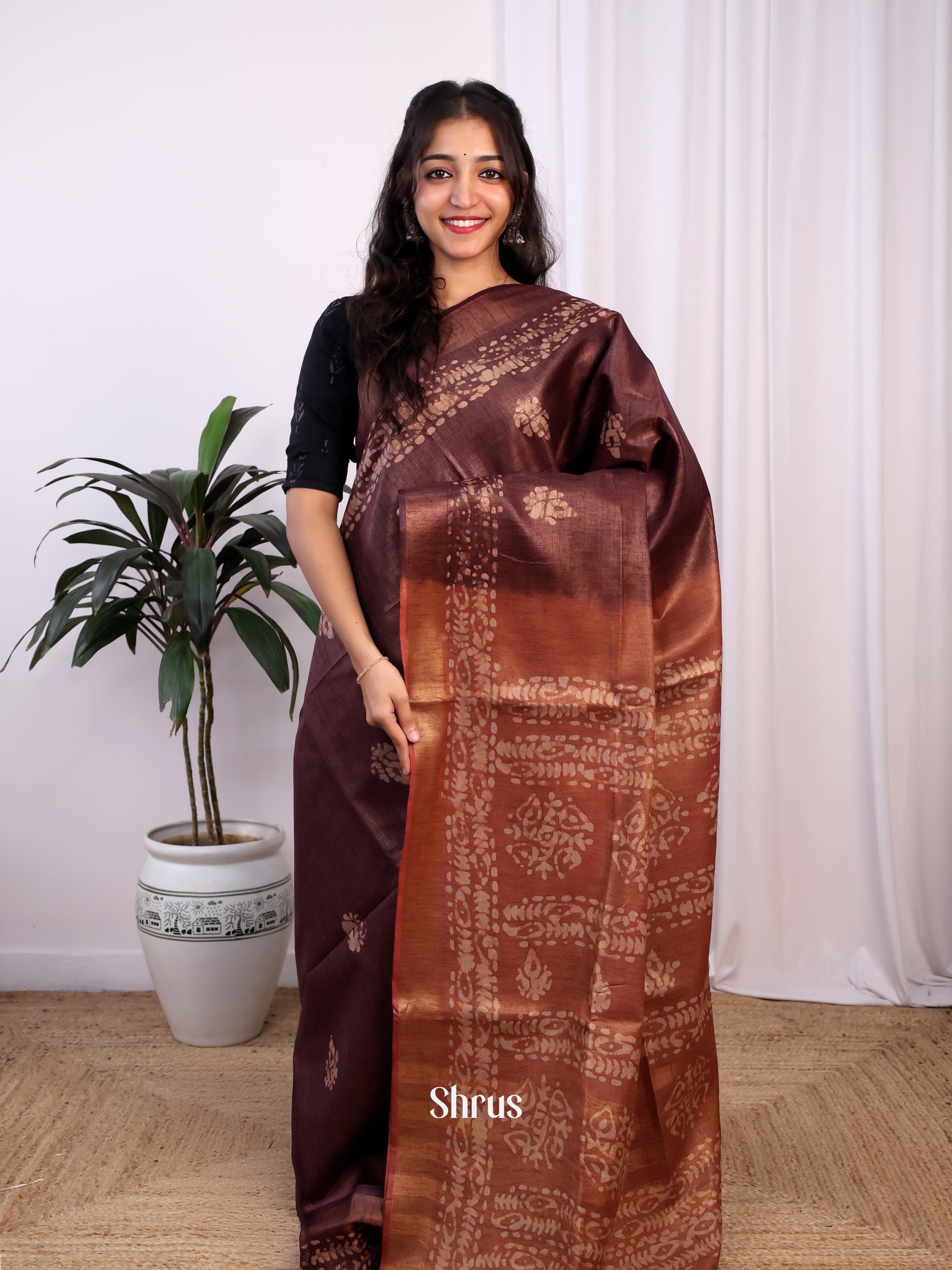 Brown-Bhatik Saree - Shop on Shrus.com