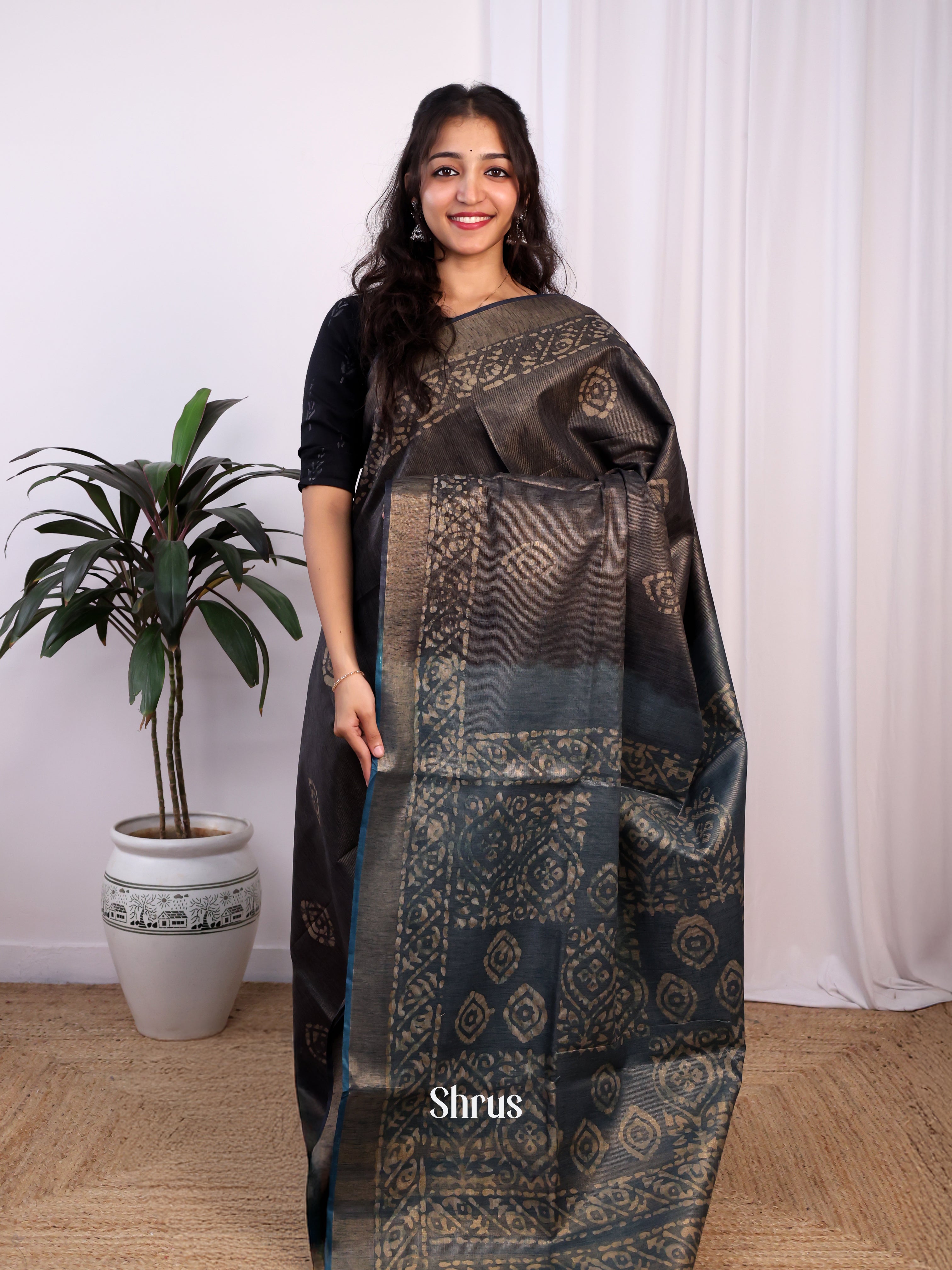 Black & Grey-Bhatik Saree - Shop on Shrus.com