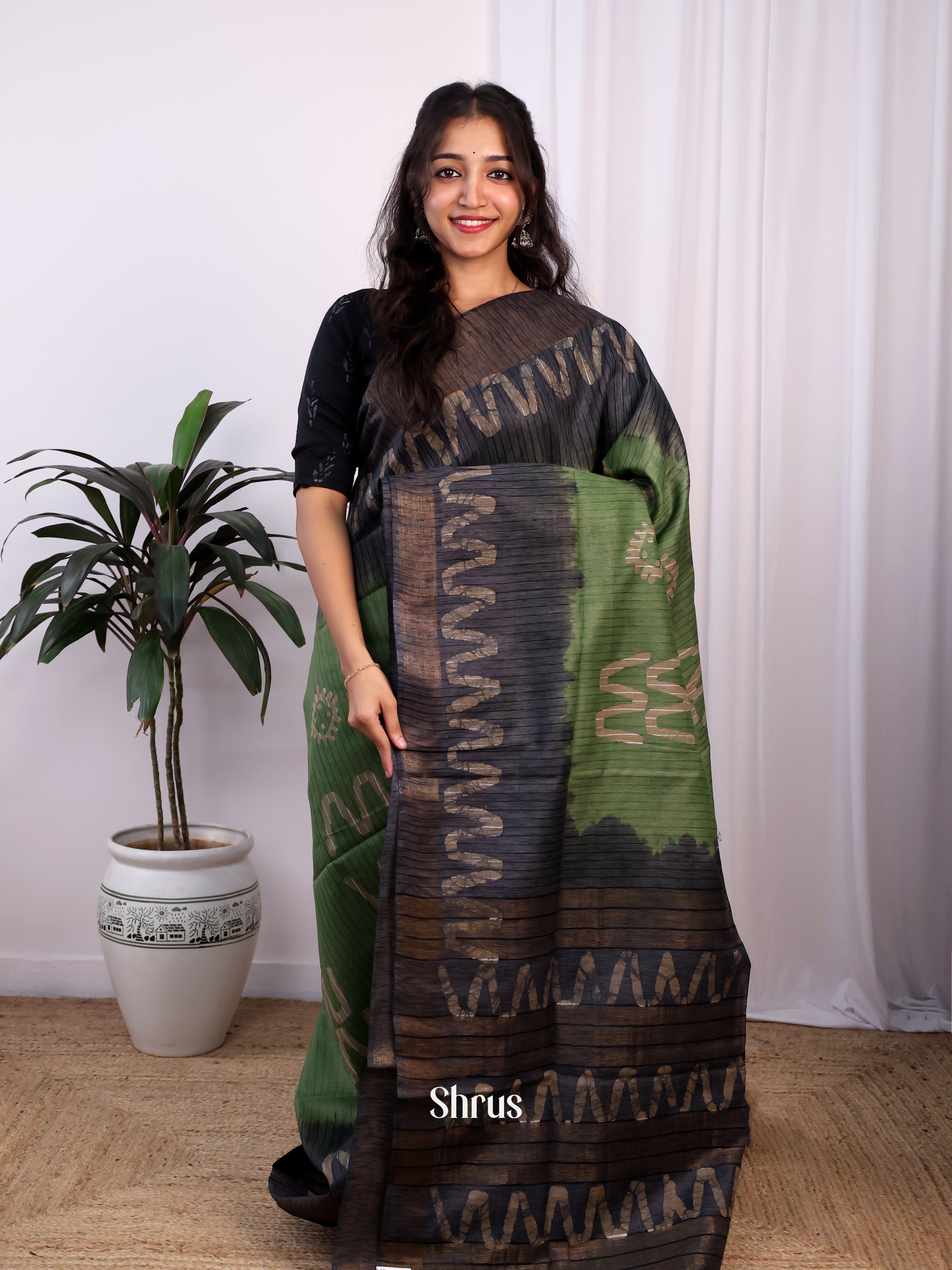 Green & Black -Bhatik Saree - Shop on Shrus.com