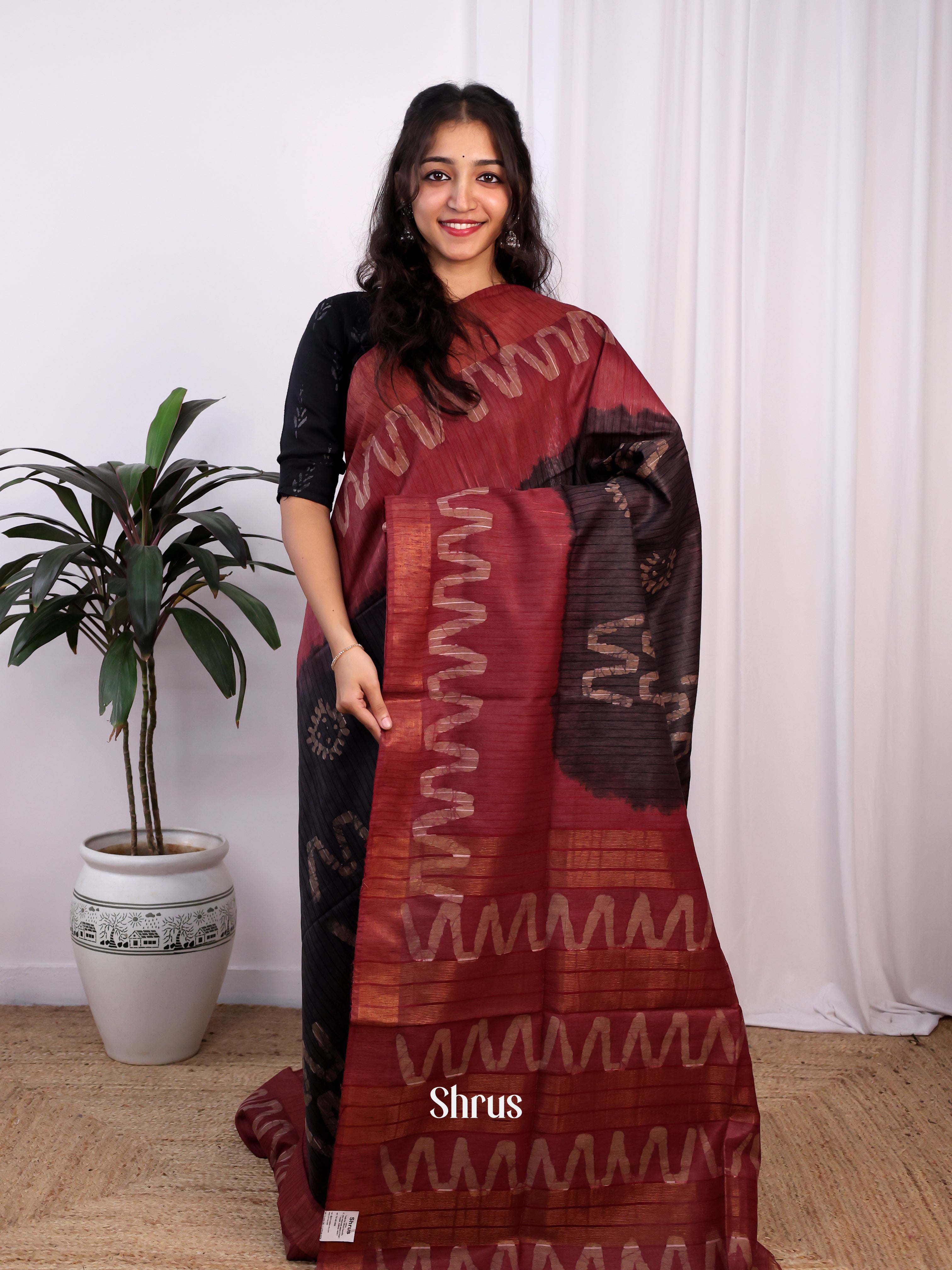 Black & Maroon -Bhatik Saree - Shop on Shrus.com