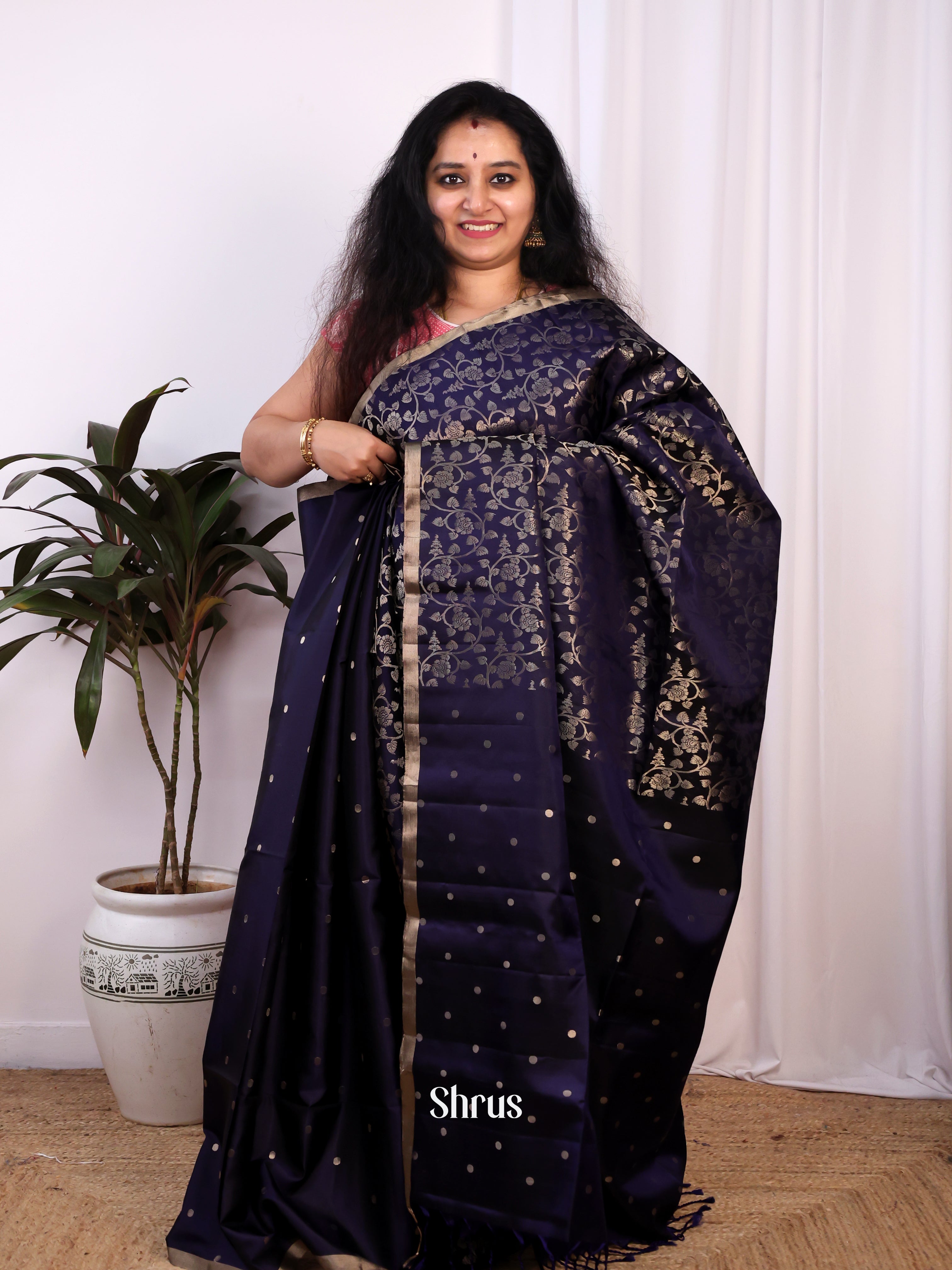 CJS28131 - Soft Silk Saree - Shop on Shrus.com