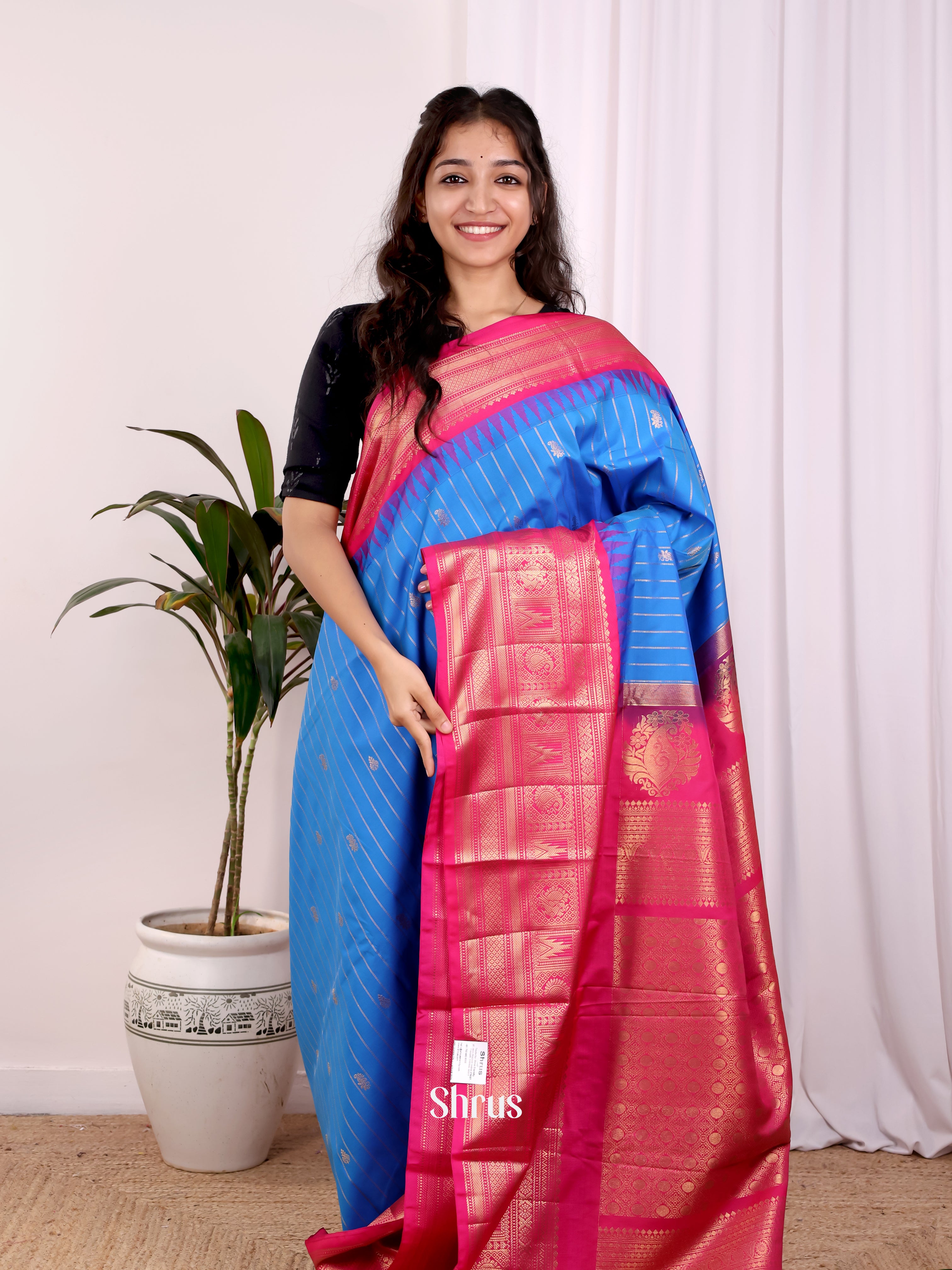 Blue & Pink - Gadwal halfpure Saree - Shop on Shrus.com