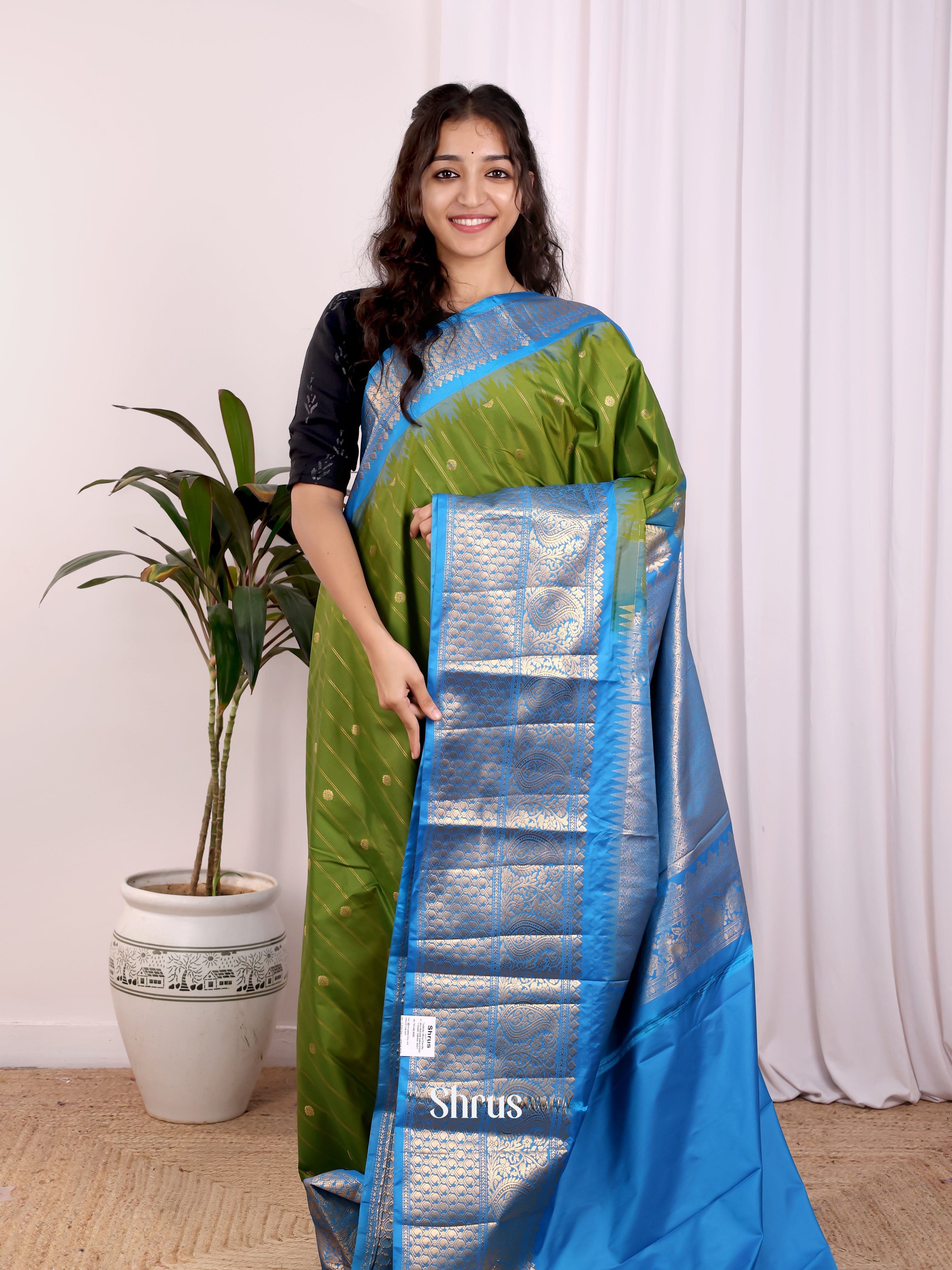 Green & Blue - Gadwal halfpure Saree - Shop on Shrus.com