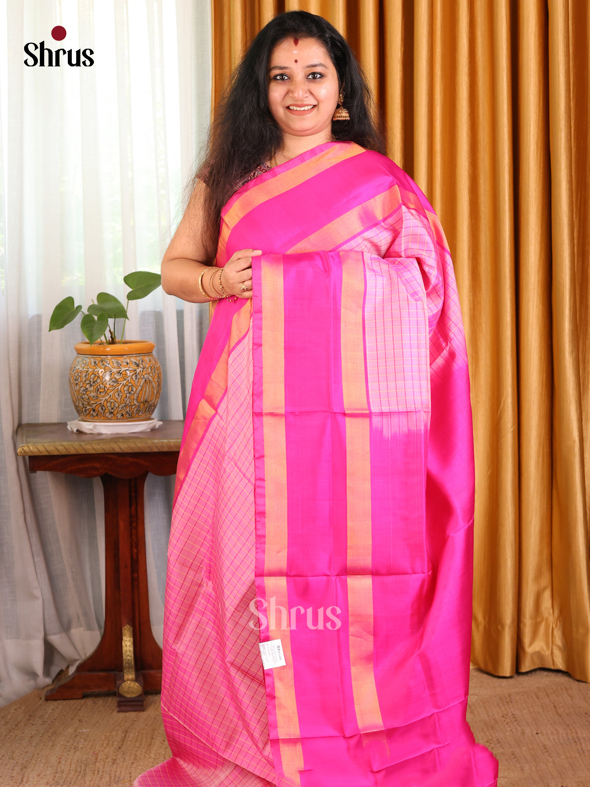 Pretty Baby Pink Uppada silk Saree with checkered pattern , rettaipet zari border - Shop on Shrus.com