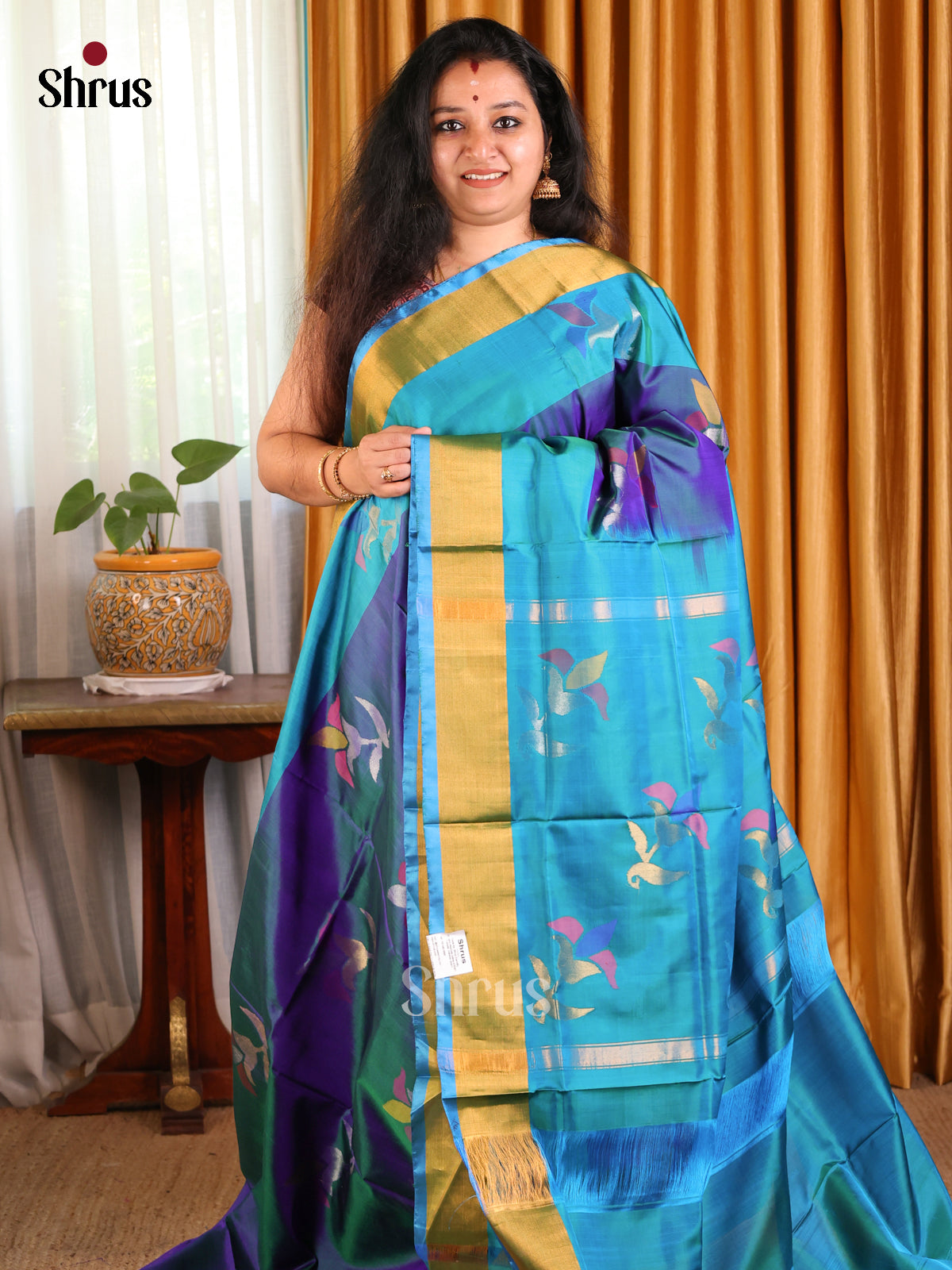 Enchanting Blue Uppada silk Saree zari woven floral motifs , kaddi border - Shop on Shrus.com