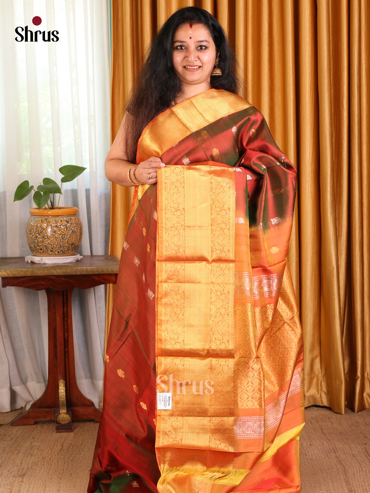 Double Shaded Brown with Orange Uppada silk Saree with zari buttas & kanchi Border