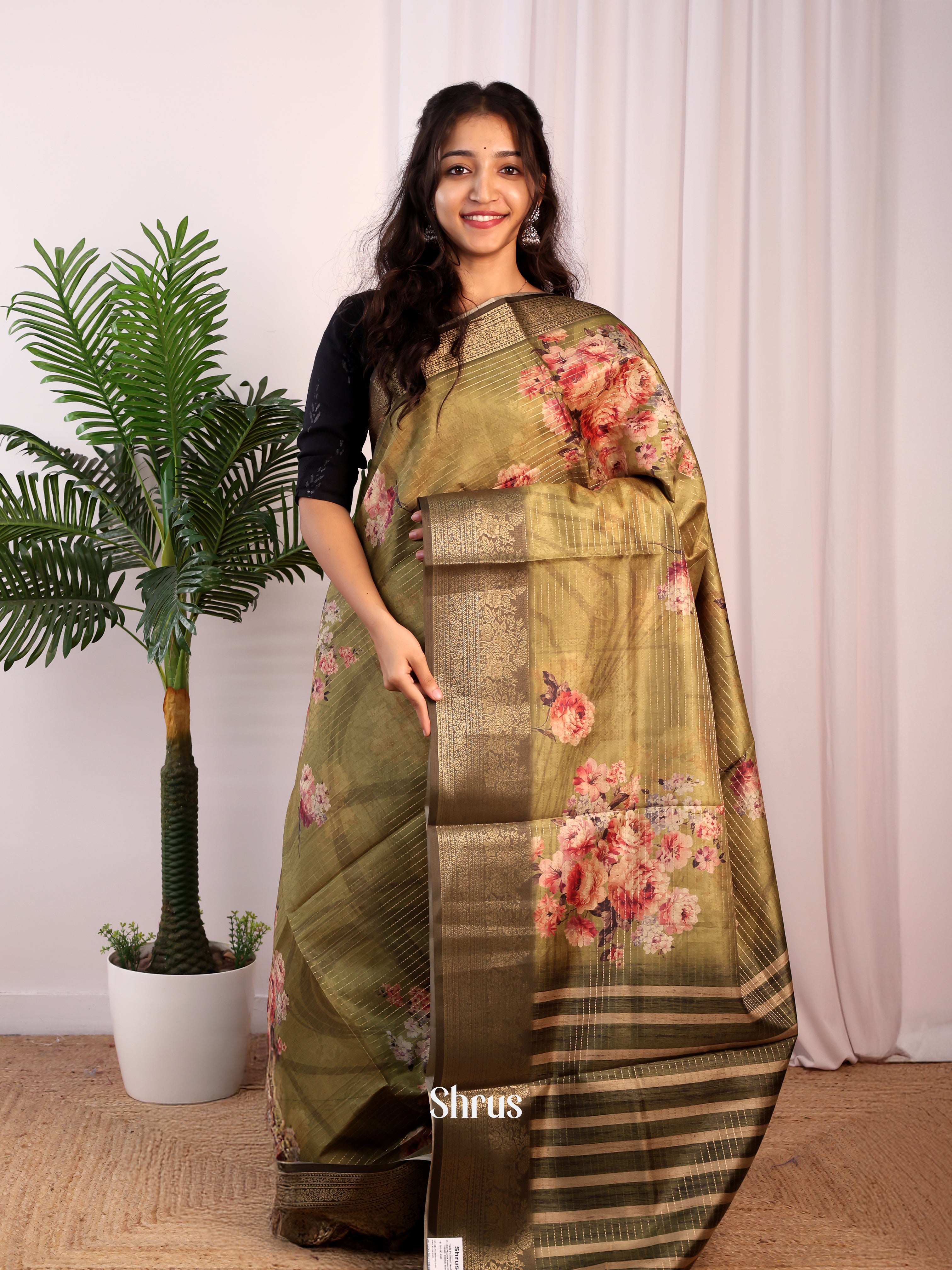 Green - Semi Dola silk Saree - Shop on Shrus.com