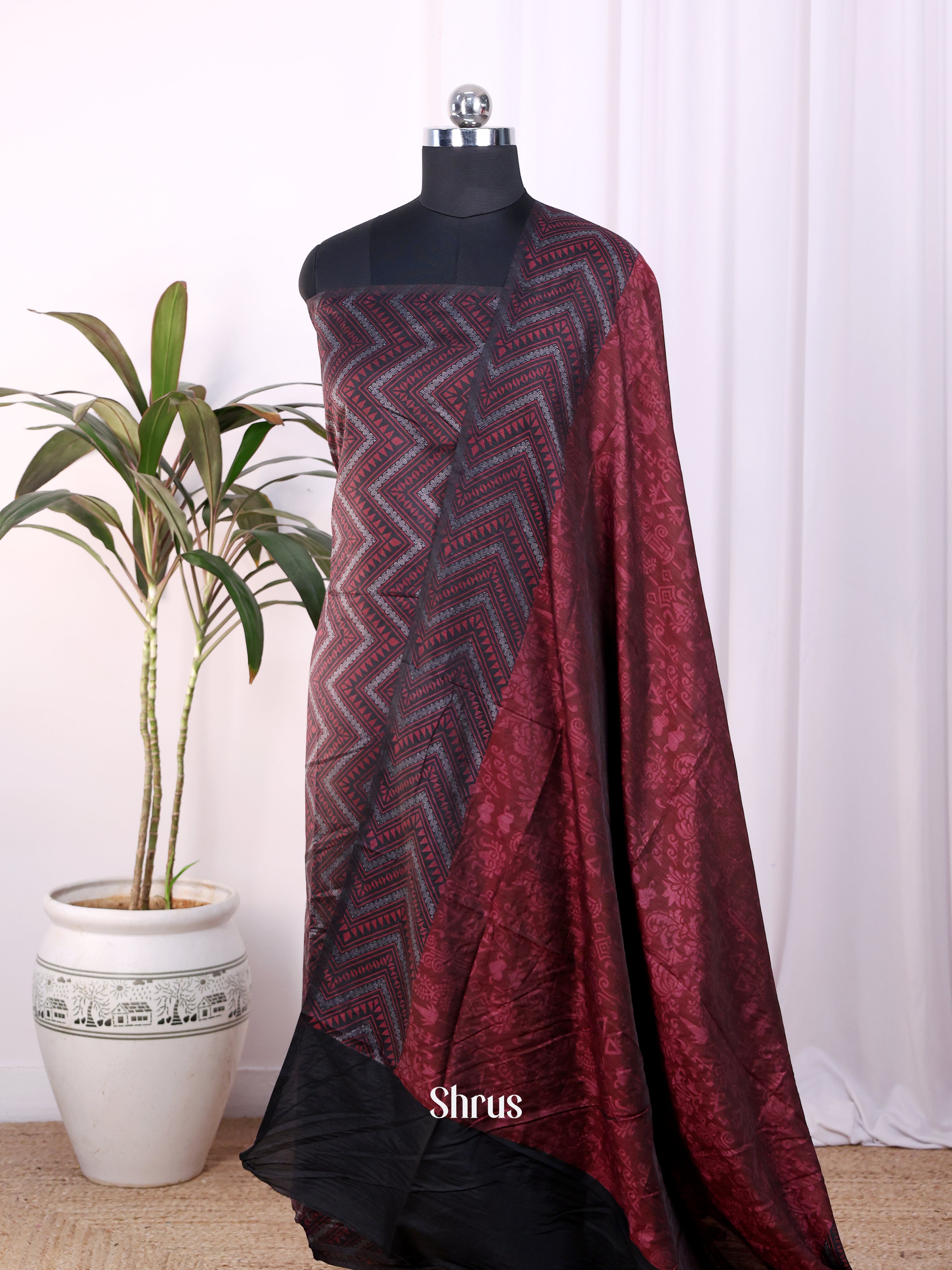 Black & Maroon - Semi Patola top & dupatta - Shop on Shrus.com