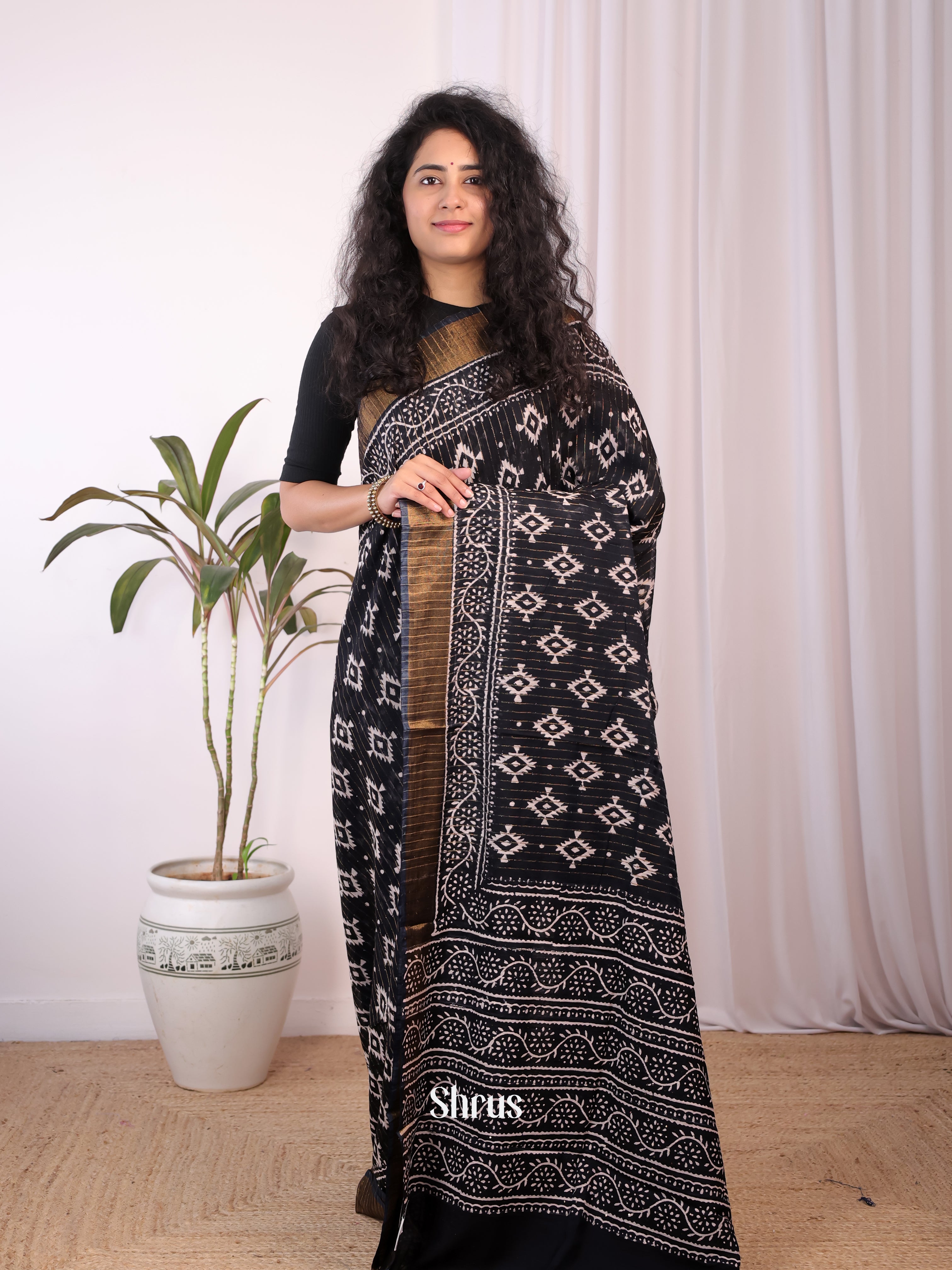 Black & White - Chanderi Saree - Shop on Shrus.com