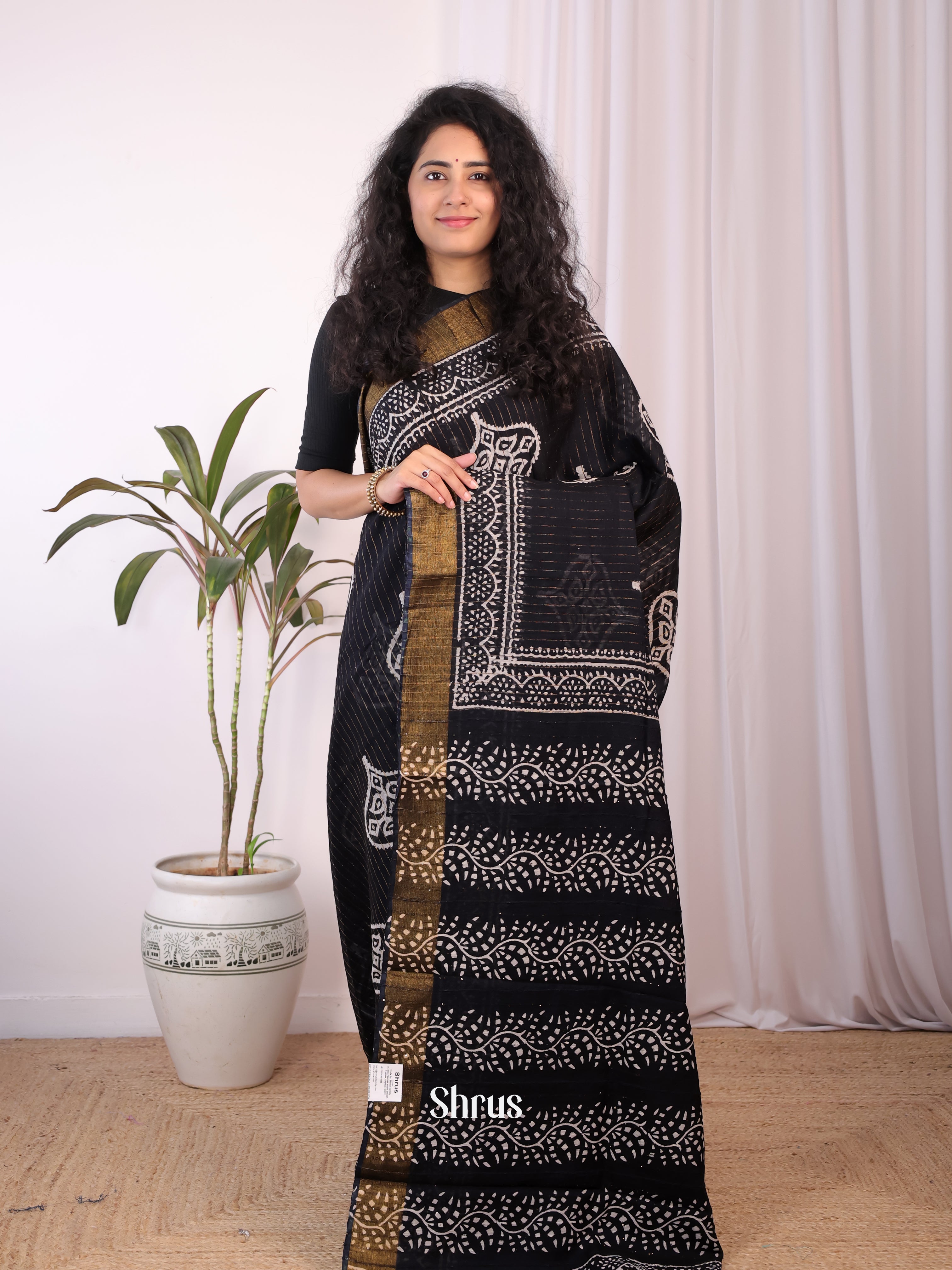 Black & White - Chanderi Saree - Shop on Shrus.com