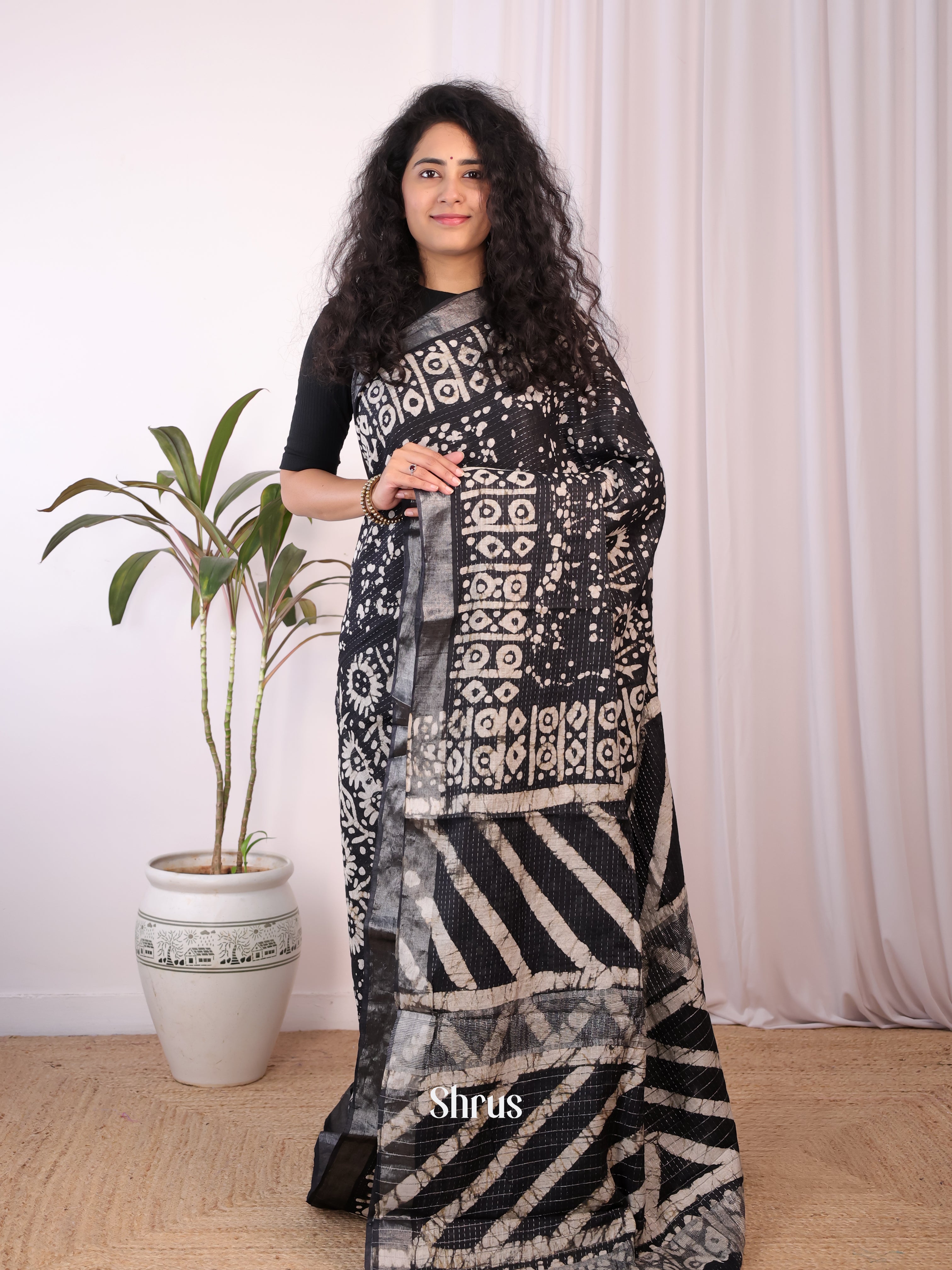 Black & White - Chanderi Saree - Shop on Shrus.com