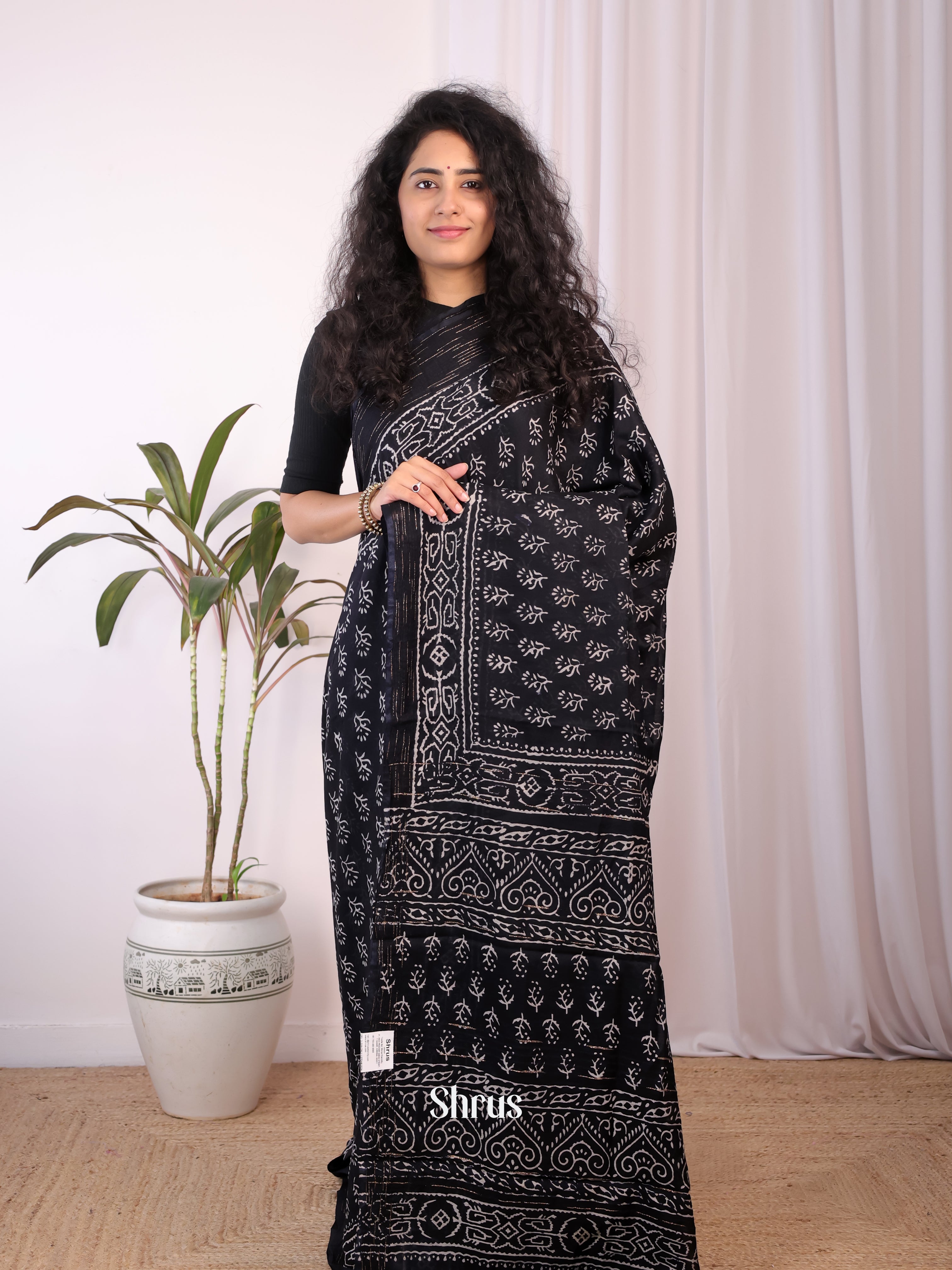Black & White - Chanderi Saree - Shop on Shrus.com