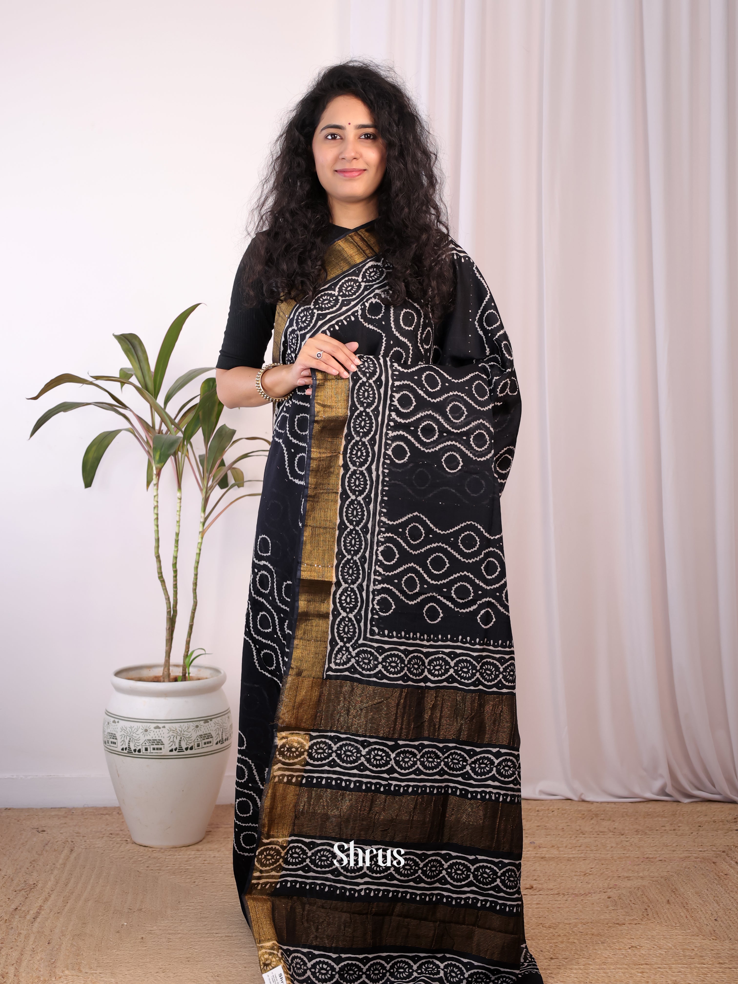 Black & White - Chanderi Saree - Shop on Shrus.com