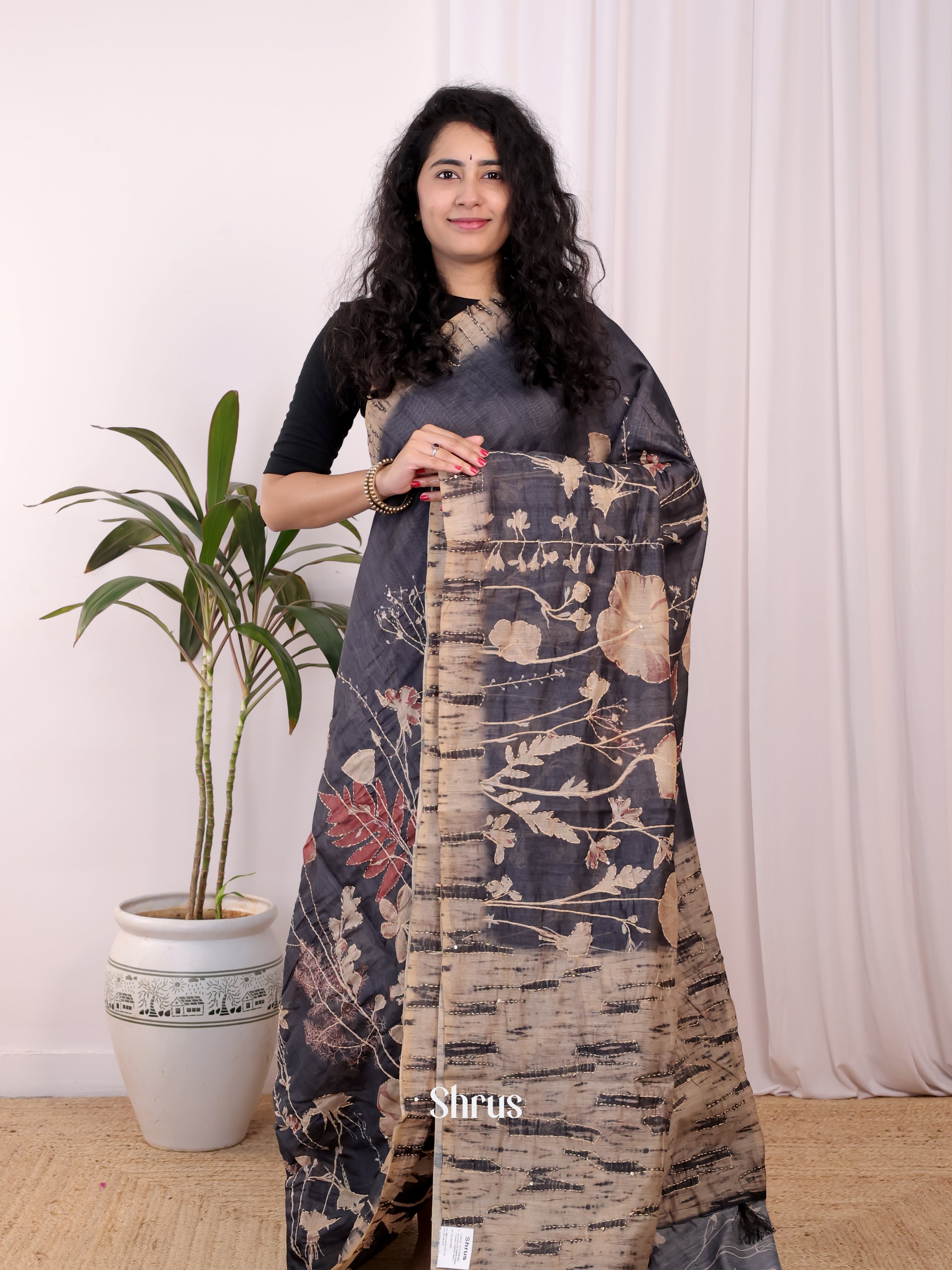 Black - Semi Kantha Saree - Shop on Shrus.com