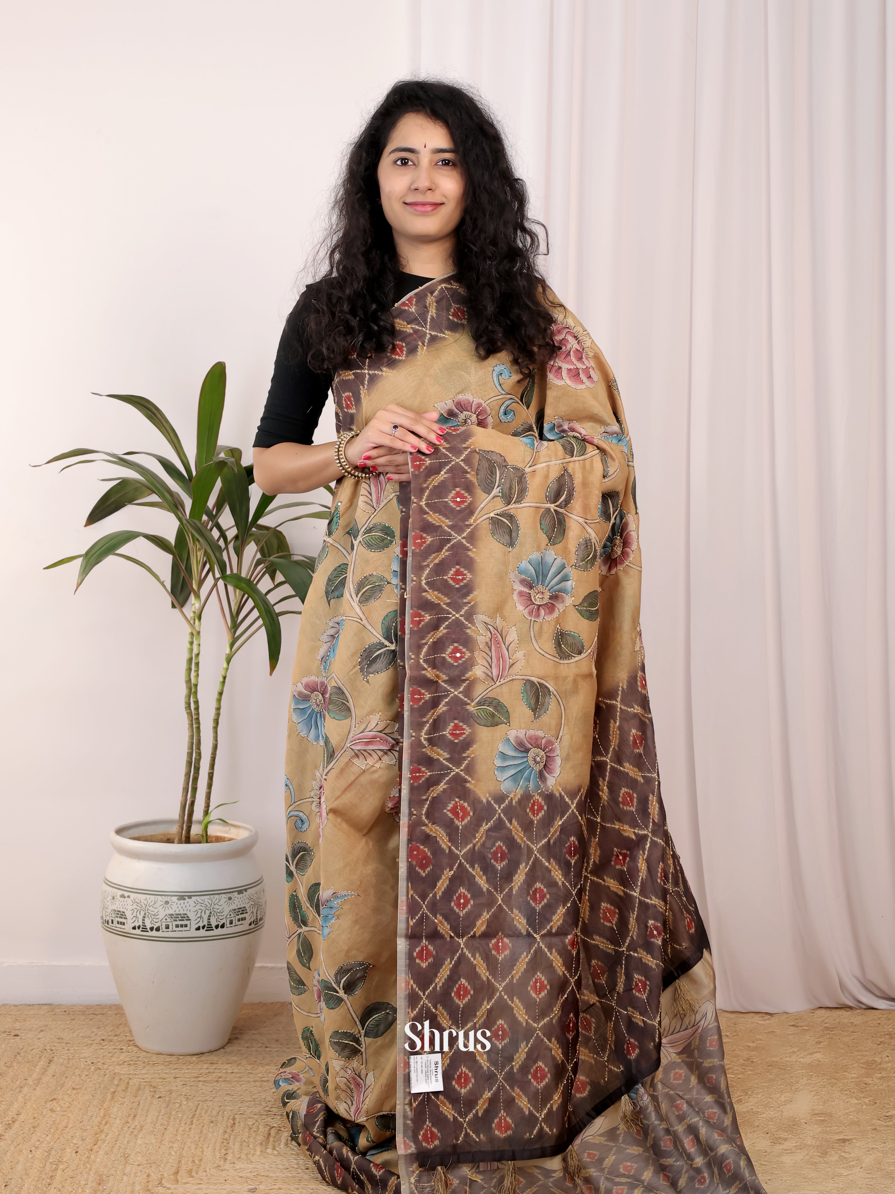 Lite Brown & Grey - Semi Kantha Saree - Shop on Shrus.com