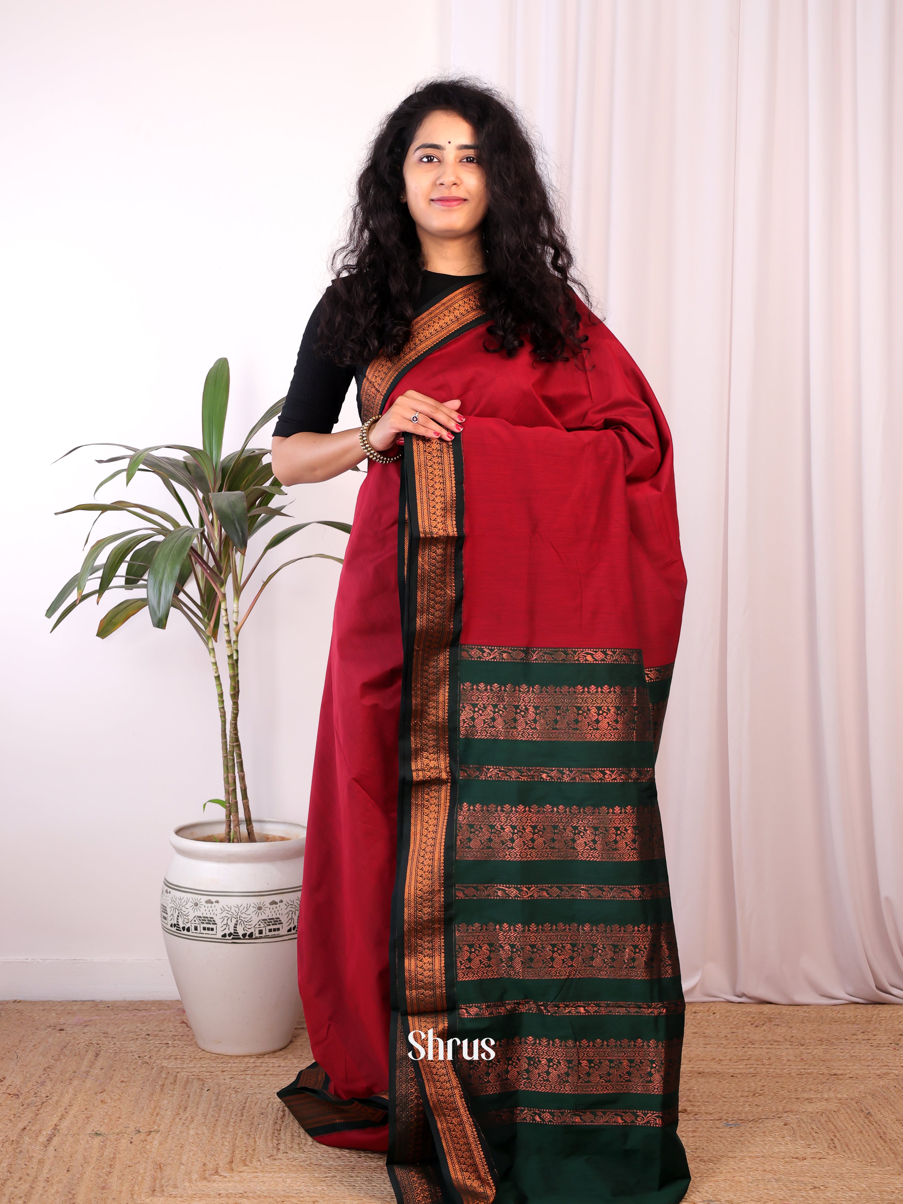 Maroon & Green- Kalyani Cotton Saree - Shop on Shrus.com