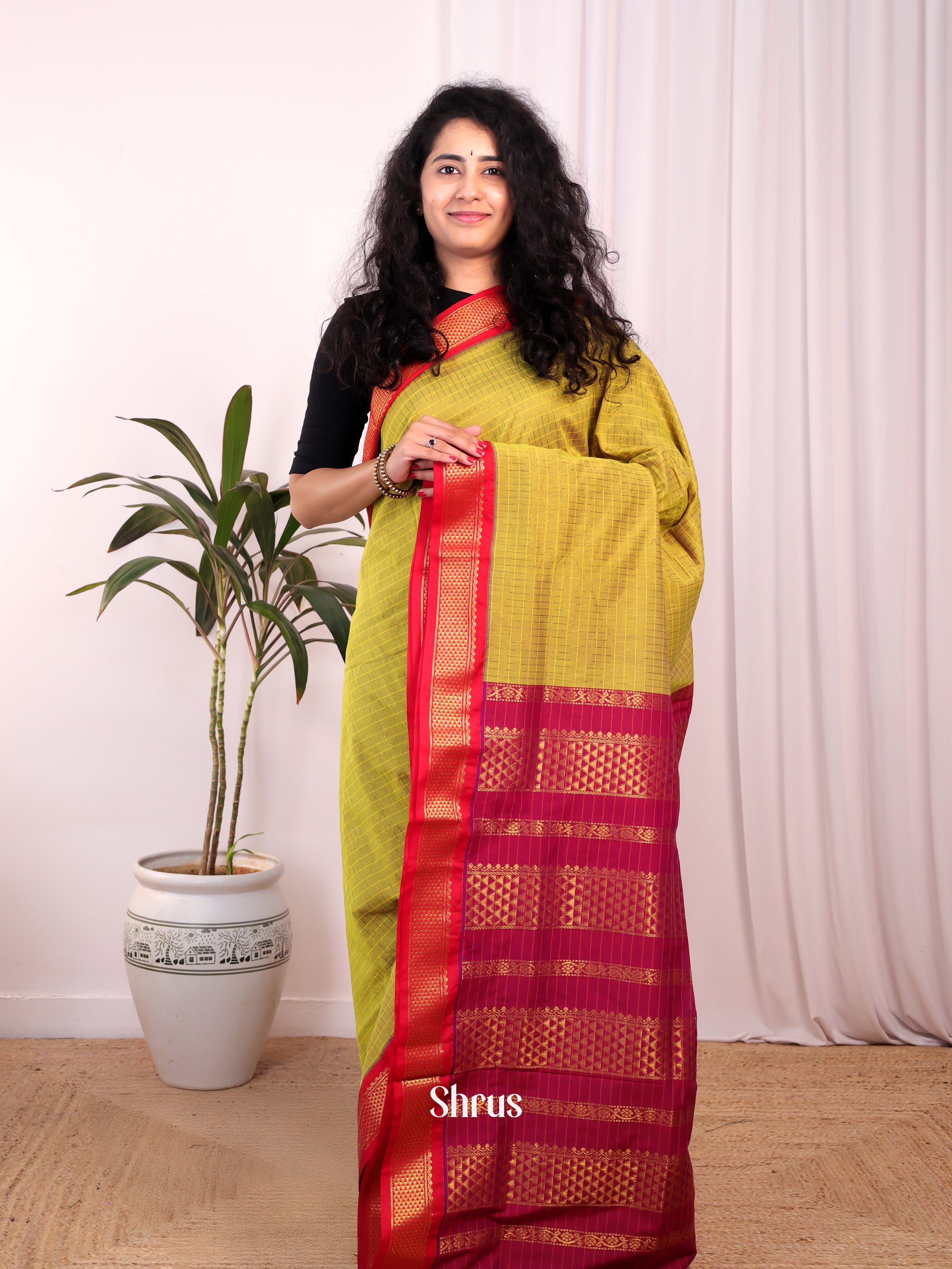 Green & Red- Kalyani Cotton Saree - Shop on Shrus.com